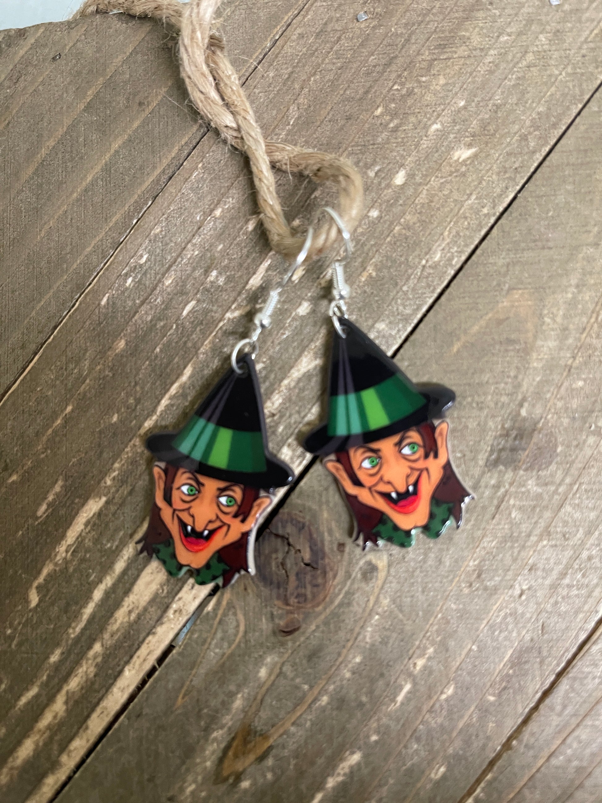 Spooky Witch Charm Wire EarringsPink tiful of LOVE