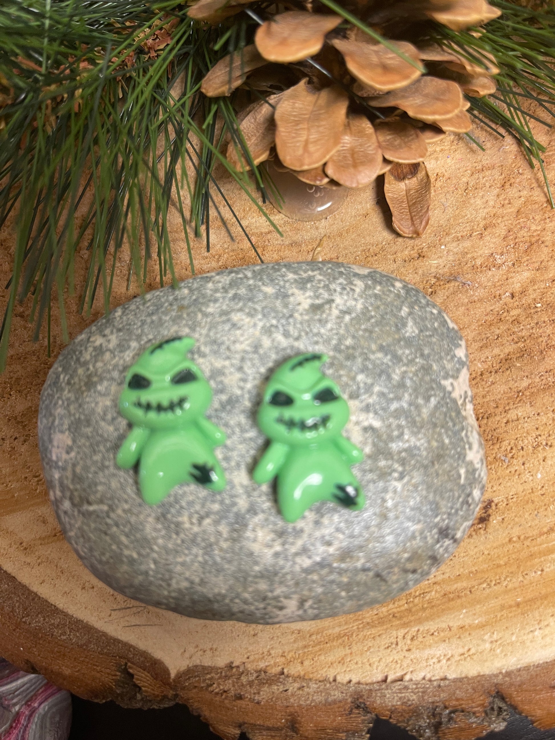GREEN MACHINE MONSTER Stud EarringsPink tiful of LOVE