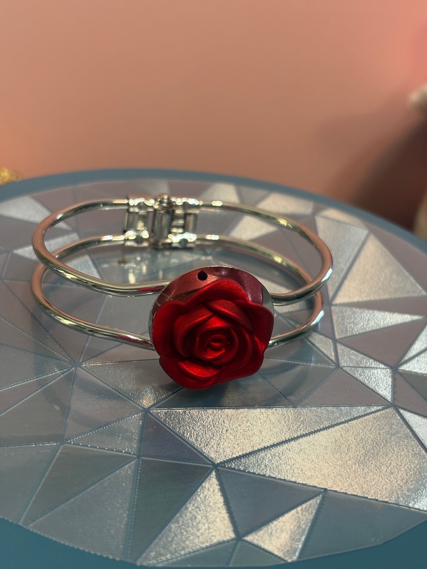 Red Rose silver bracelet – Classic & Romantic Style