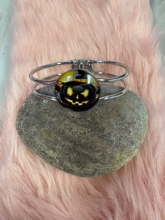 Halloween- Jack-O’-Lantern Hinged Bracelet