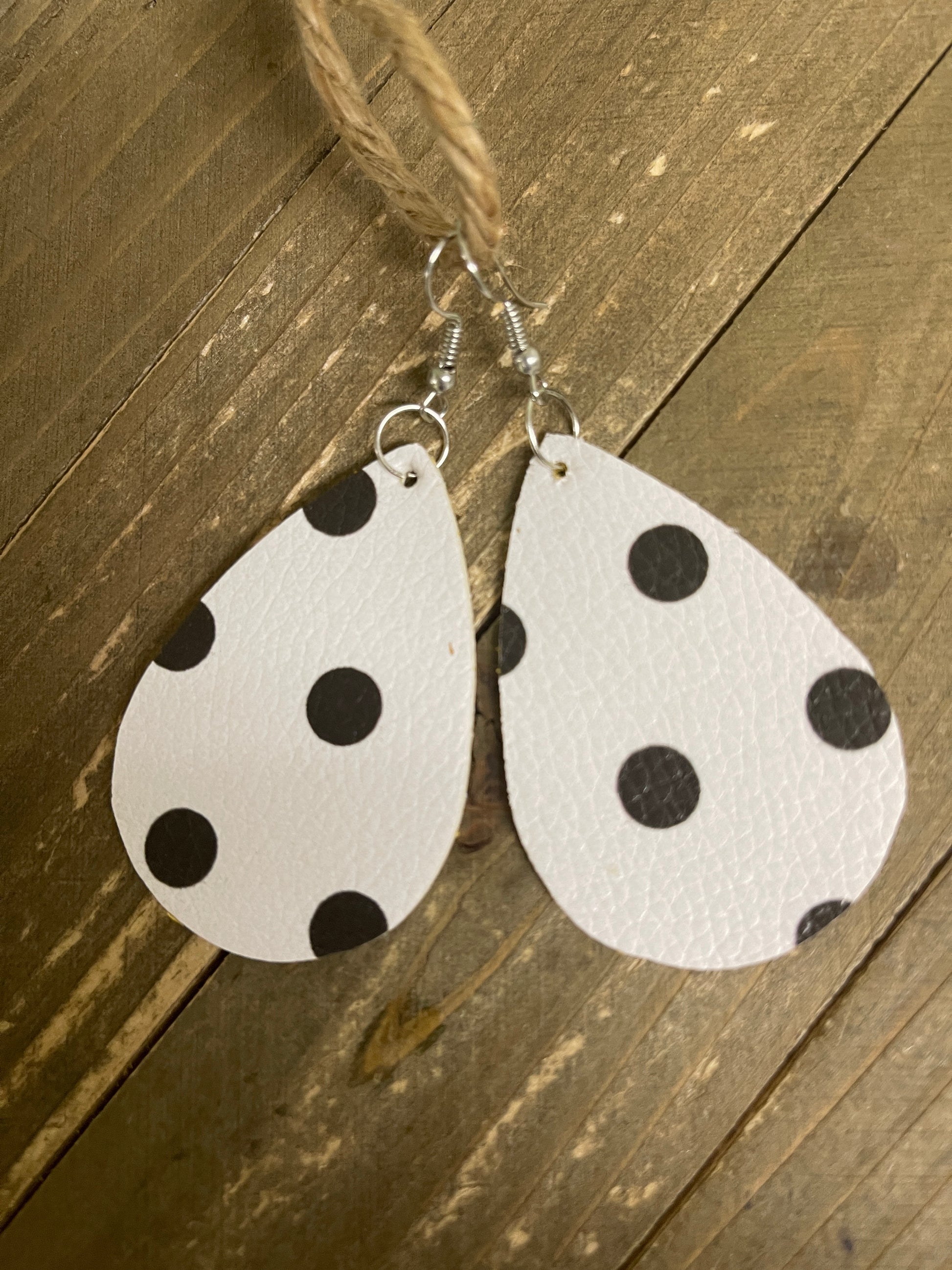 Polka Dot Faux Leather Teardrop Wire EarringsPink tiful of LOVE