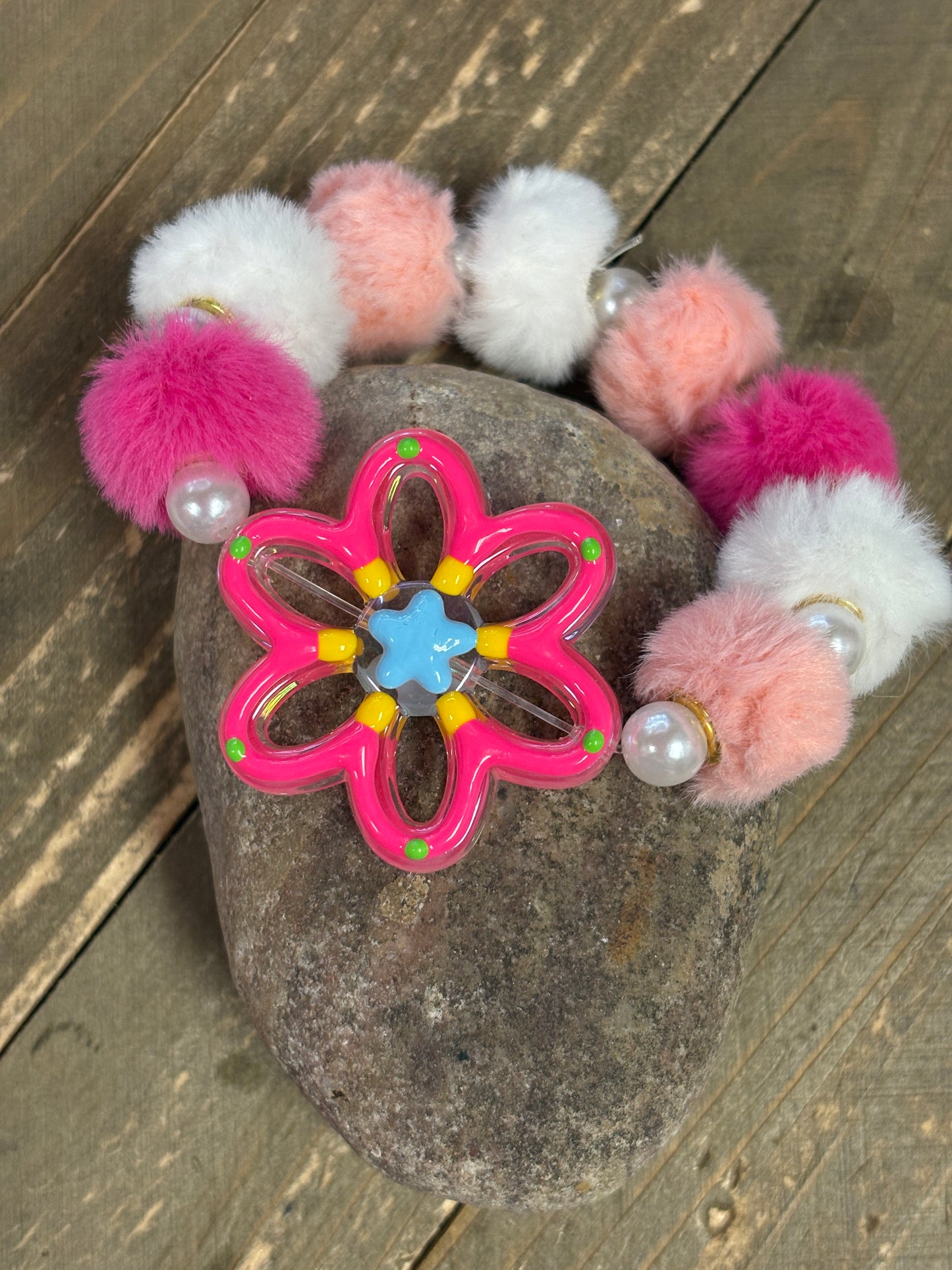 🌸 Fuzzy Flower Power Beaded Stretch Bracelet – Soft & Playful Charm