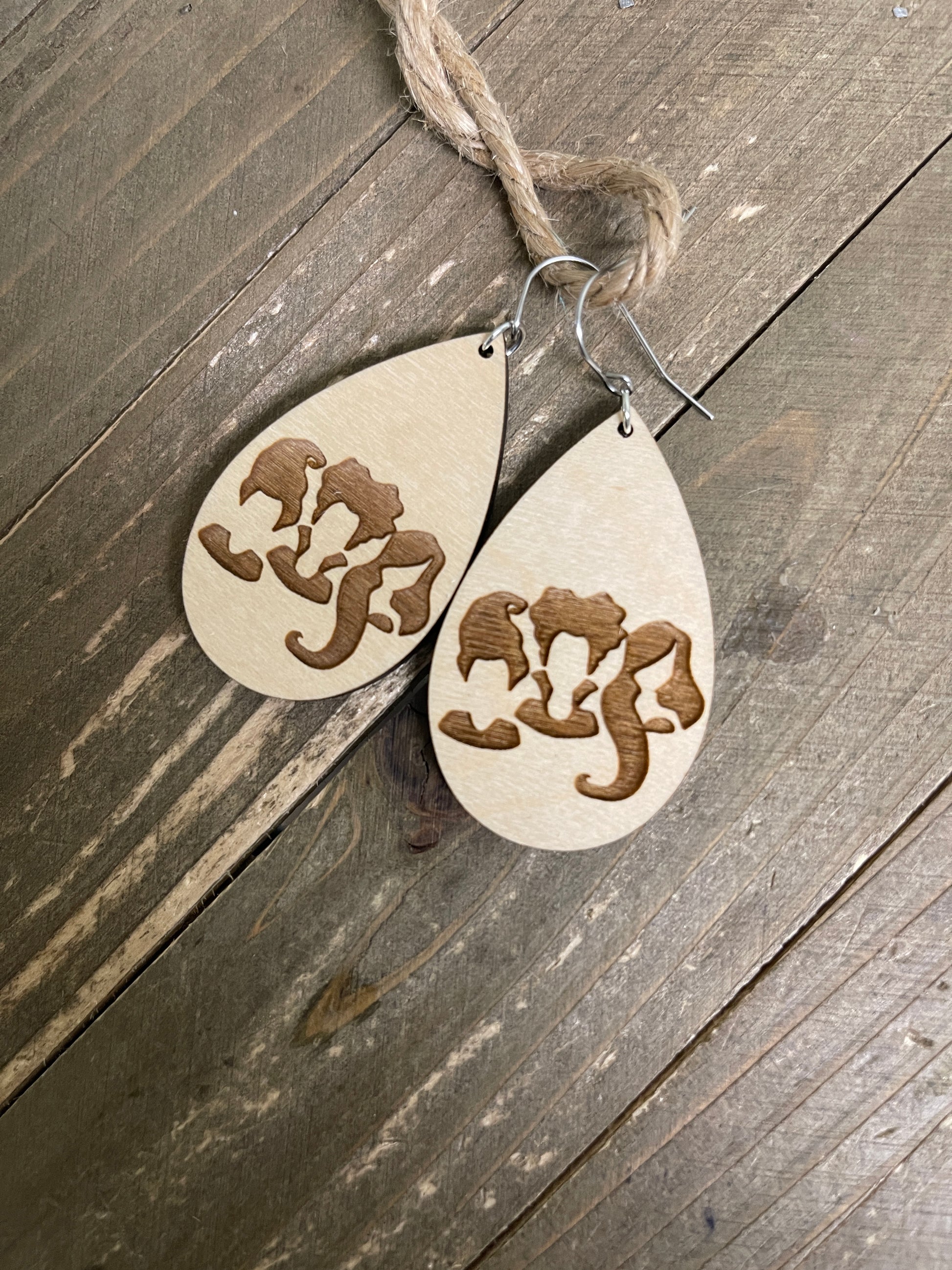 Maple Wood Hocus Pocus Wire EarringsPink tiful of LOVE