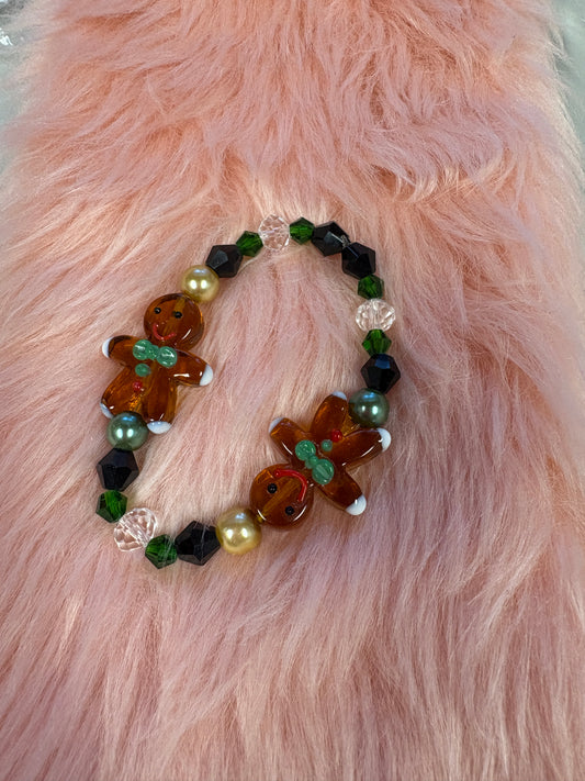 Gingerbread Man Lampworks glass beaded Stretchy Bracelet