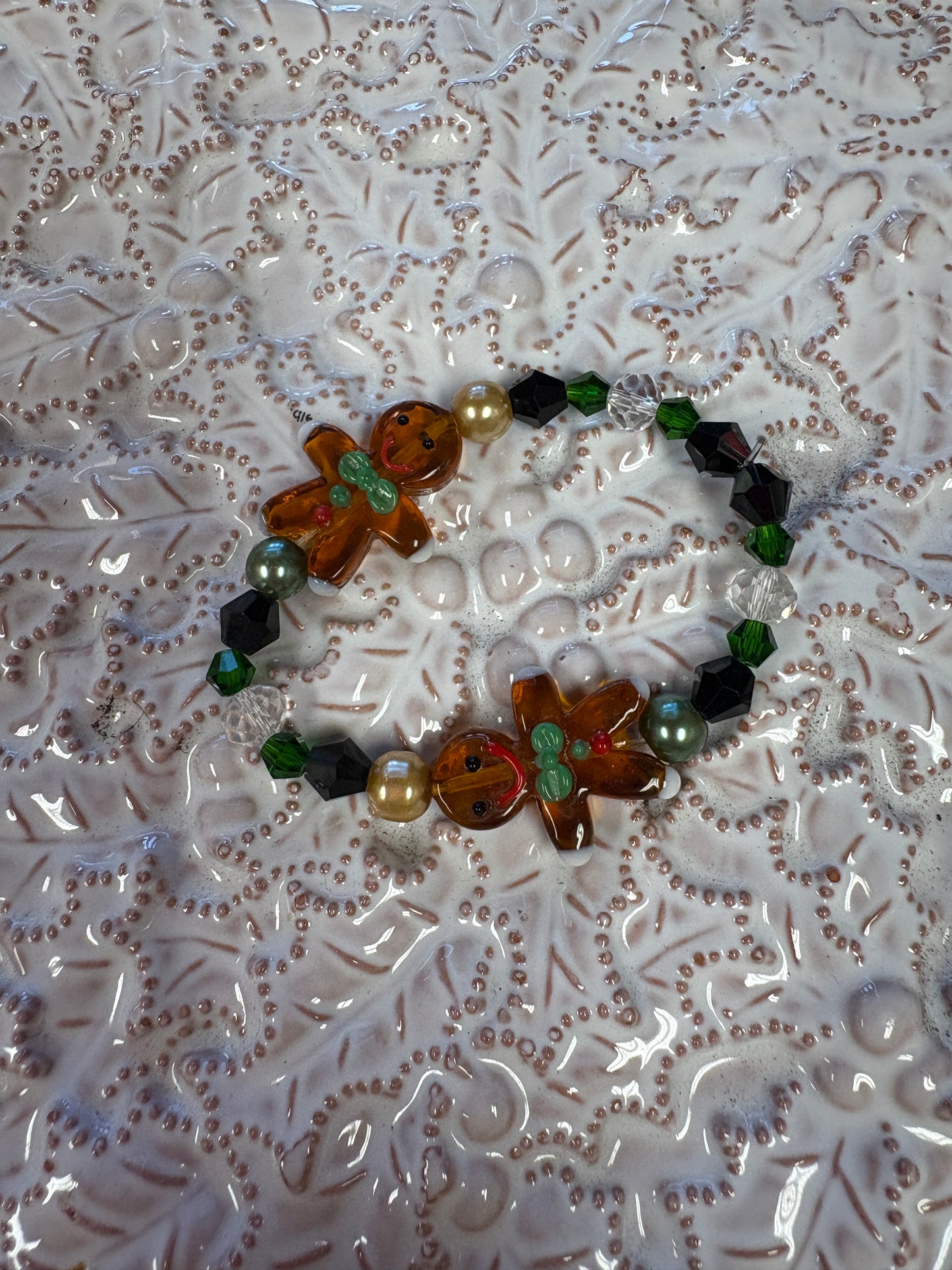 Gingerbread Man Lampworks glass beaded Stretchy Bracelet