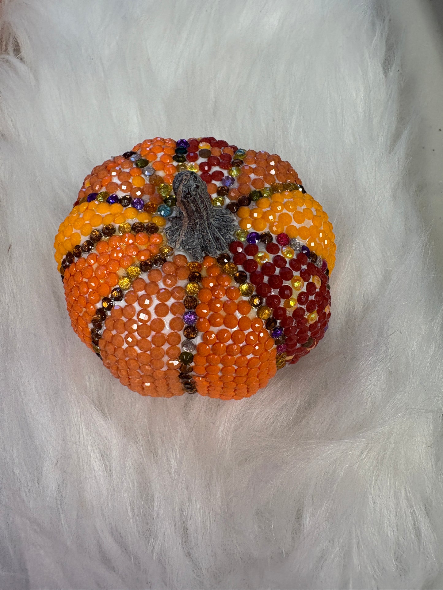 ✨ Diamond Art Pumpkin – Autumn Orange Sparkle Décor (4"x4"x2")
