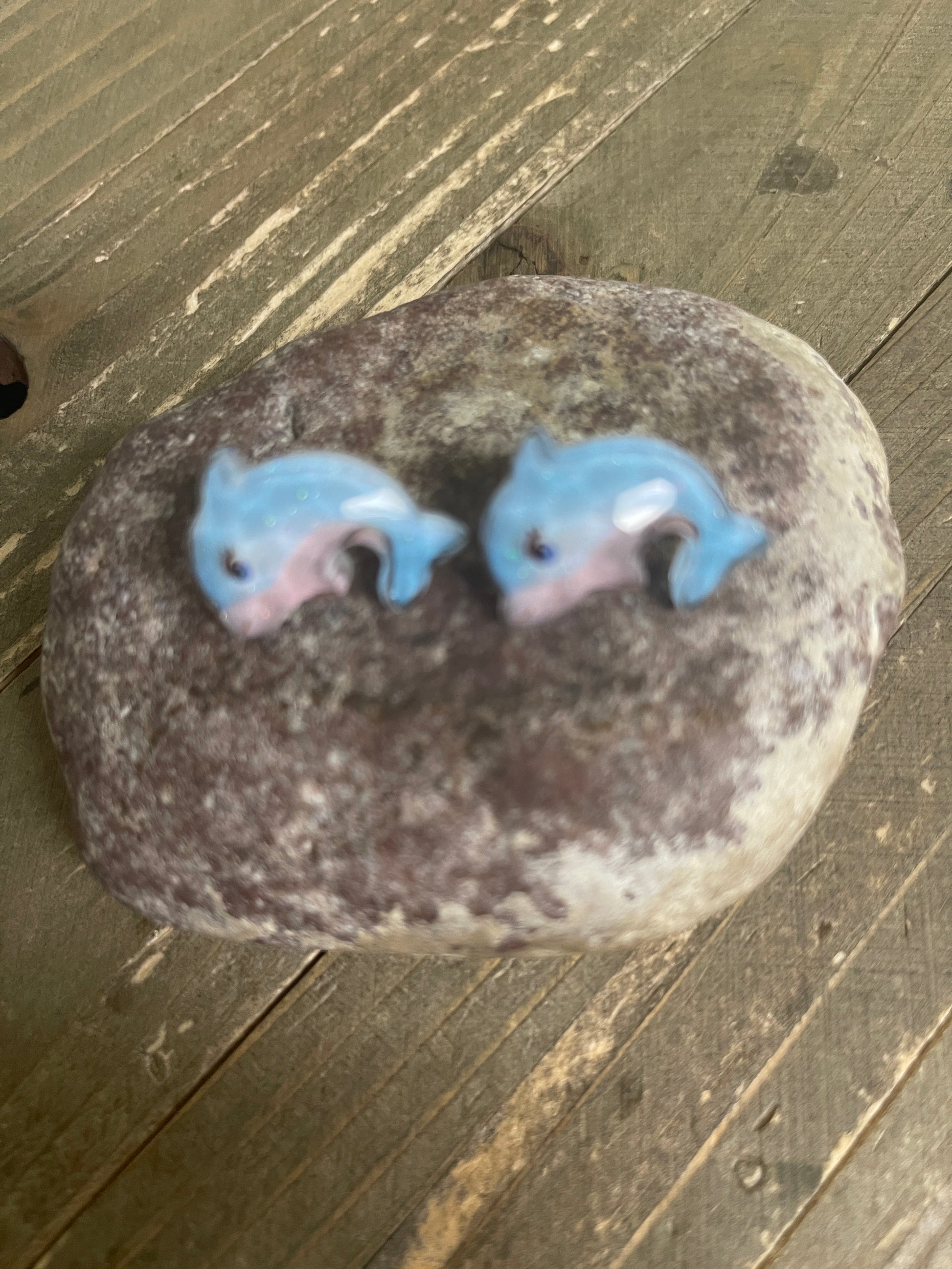 Let's Make A Splash Dolphin Stud EarringsPink tiful of LOVE