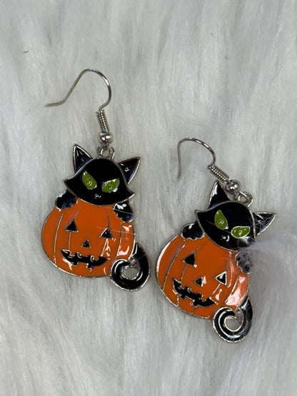 Black Cat & Pumpkin Earrings – Spooky-Cute Halloween Jewelry