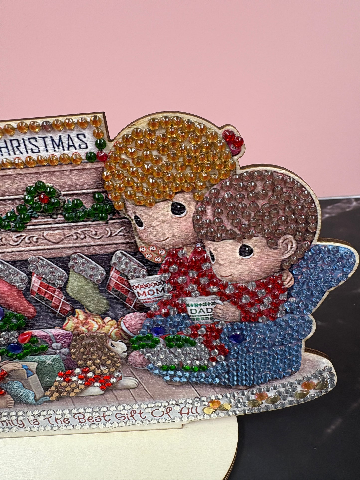 Diamond Art Christmas Table Display – “Family Is the Best Gift of All” (Wooden Base)