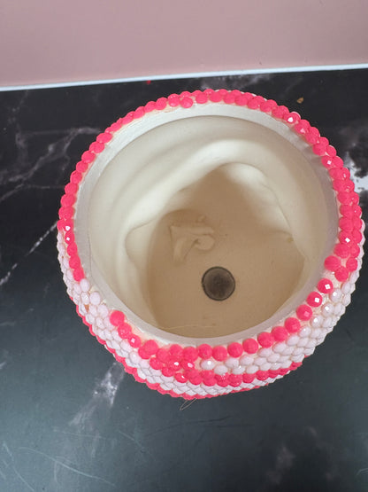 🌸 Diamond Art Gnome Planter – Pink & White Sparkle Pot