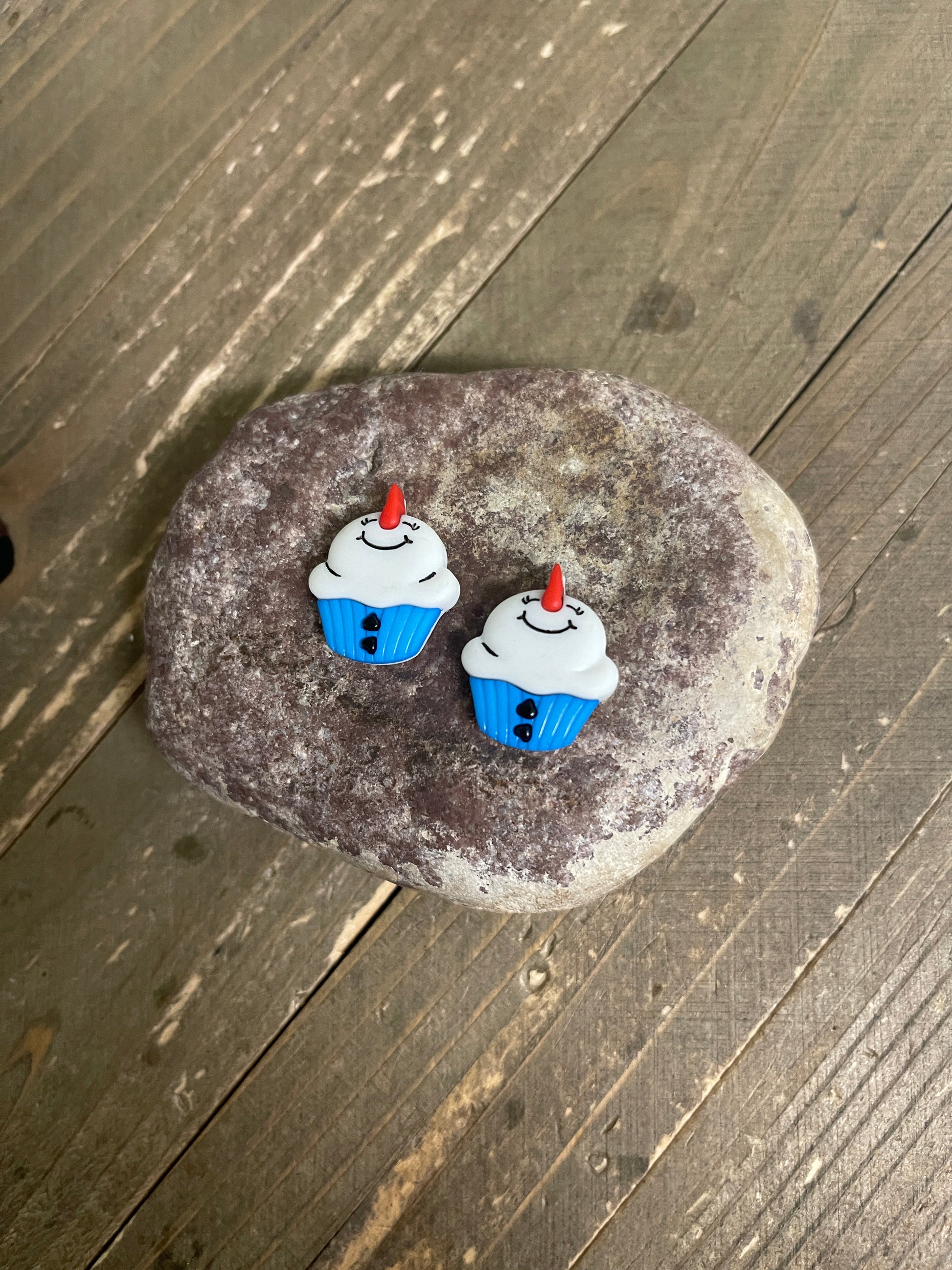 Snowman Cupcake Stud EarringsPink tiful of LOVE