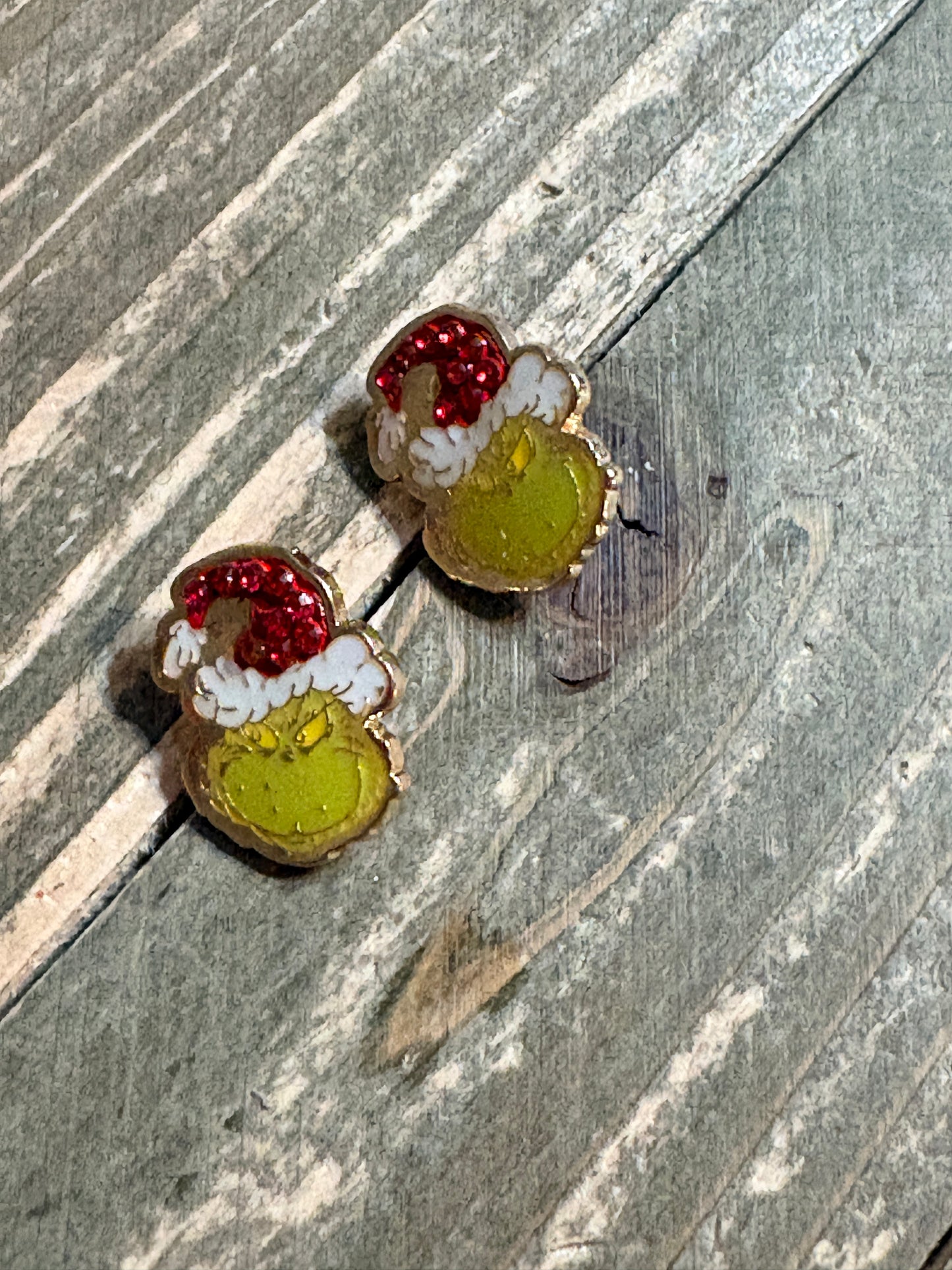 Grinch Sparkle Santa Hat Studs – Glossy Rhinestone Holiday Earrings