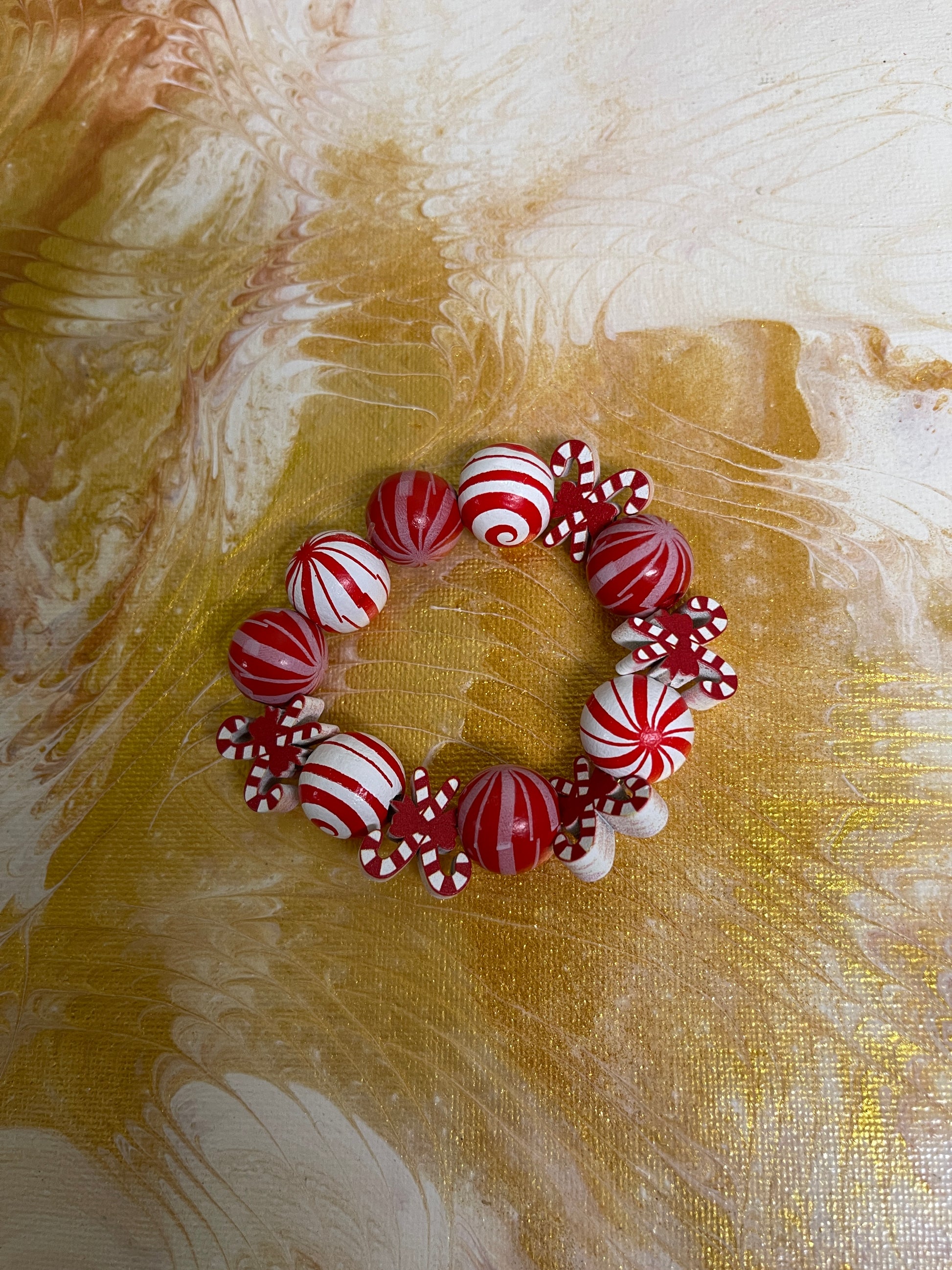 Christmas Bracelet-Candy Cane and Round Wooden Beaded Elastic/Stretch BraceletPink tiful of LOVE