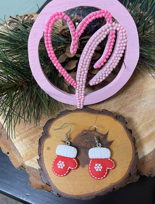 Christmas Mittens Wire EarringsPink tiful of LOVE