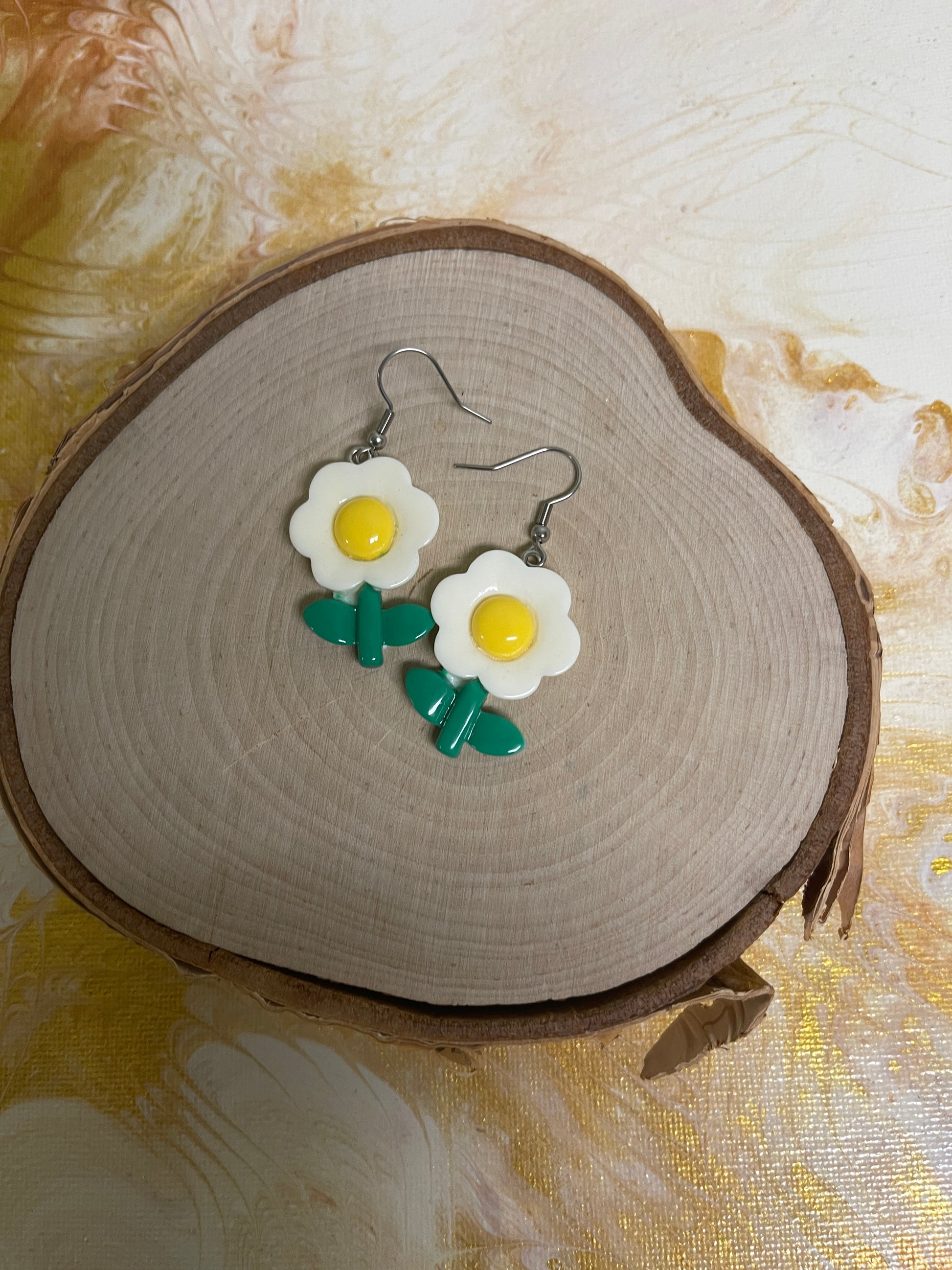 Daisy Wire Earrings; white petals, yellow center and green stemPink tiful of LOVE