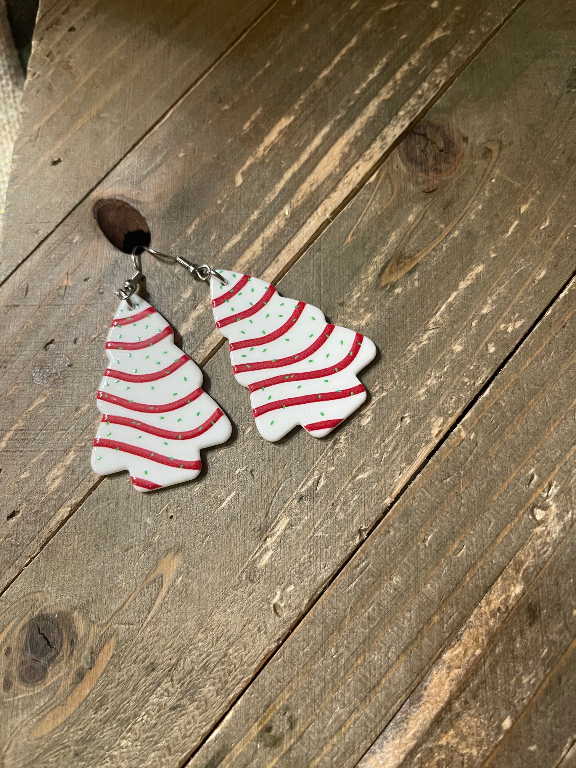 Christmas Tree Cookie Wire EarringsPink tiful of LOVE