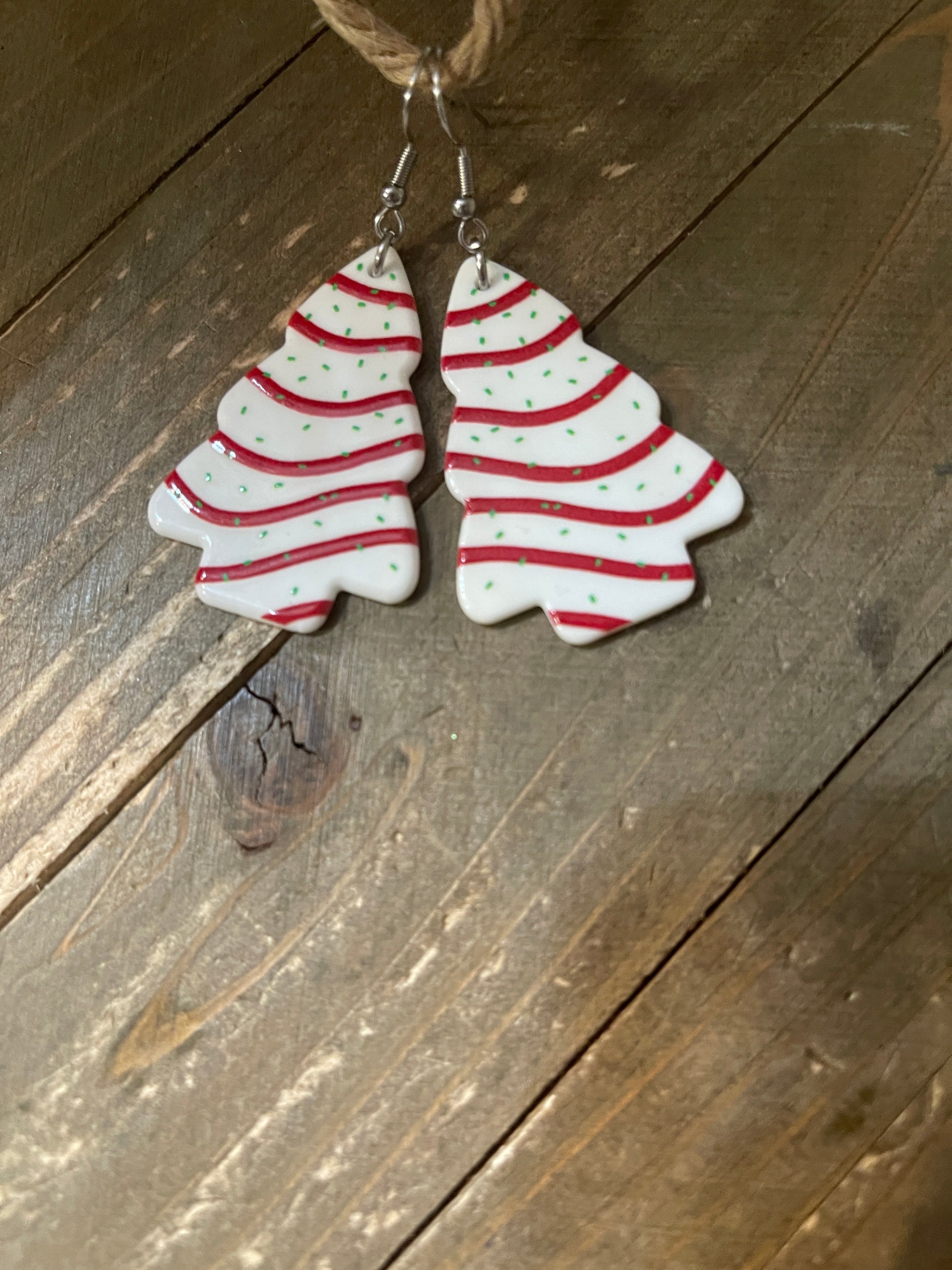 Christmas Tree Cookie Wire EarringsPink tiful of LOVE