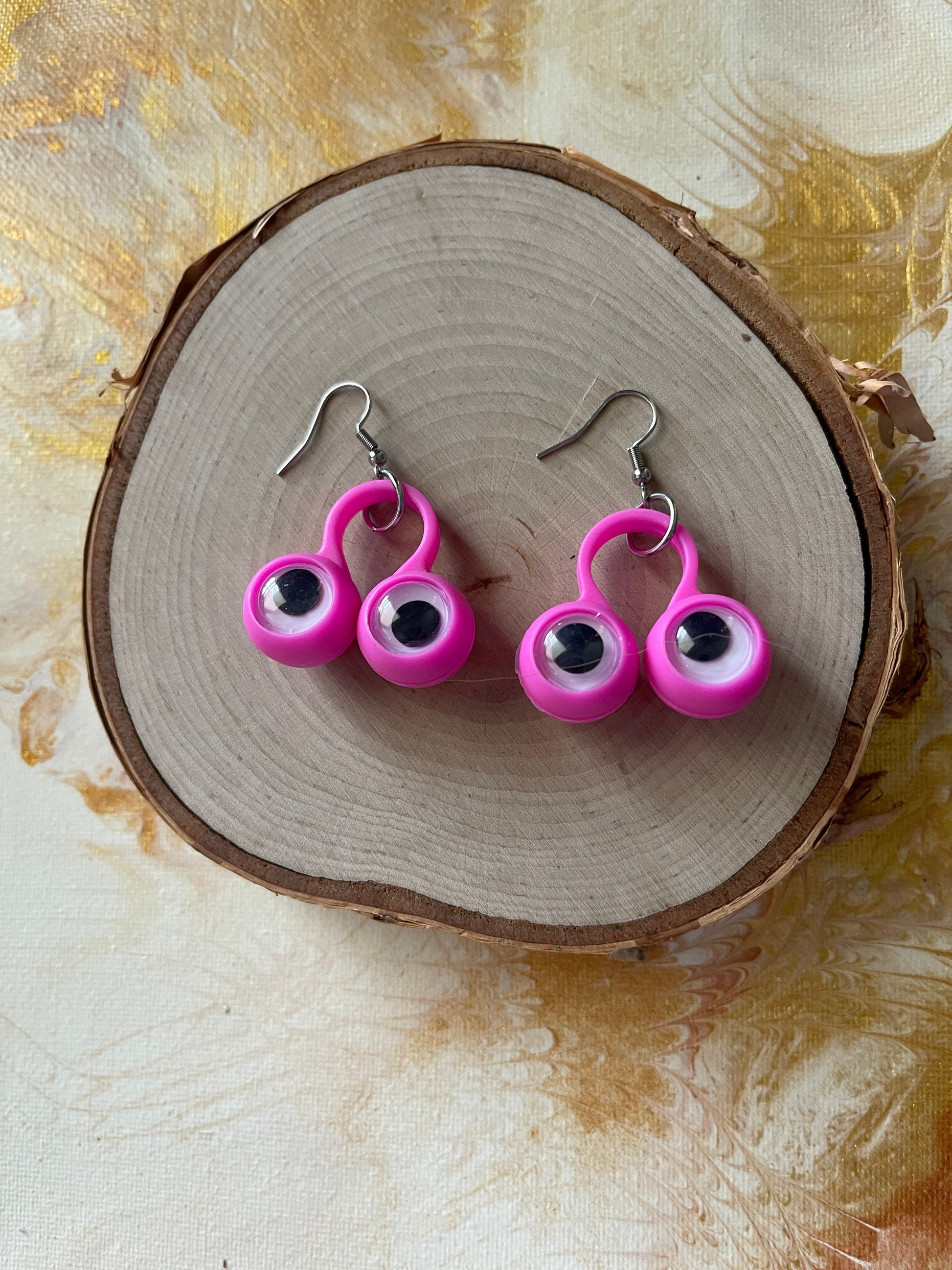 Pink Funky Eyes Wire EarringsPink tiful of LOVE
