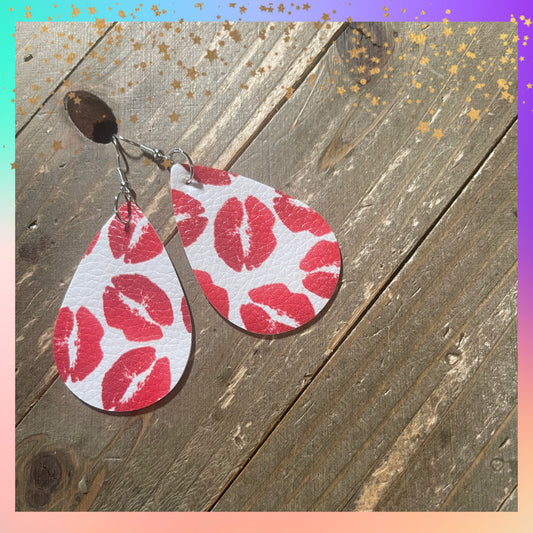 Valentine Heart Teardrop Earrings – Faux Leather Kiss Print Earrings