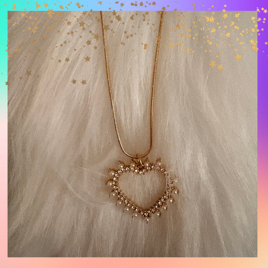 Rhinestone & Pearl Open Heart Necklace on Gold Snake Chain – Elegant Heart Pendant