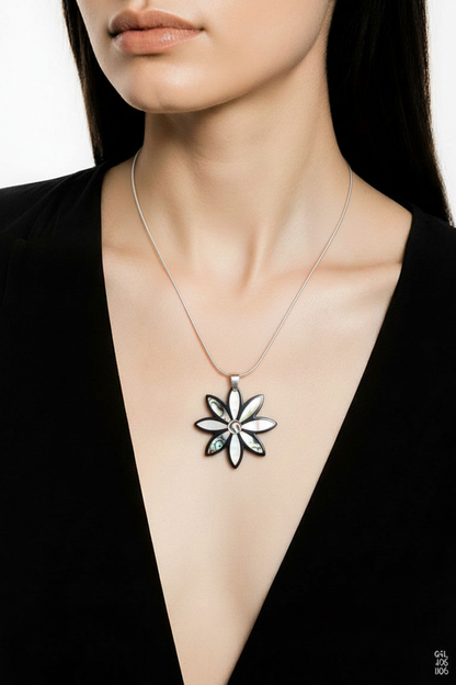 Flower Shell Pendant Necklace on Silver Snake Chain – Iridescent Mother of Pearl Floral Jewelry