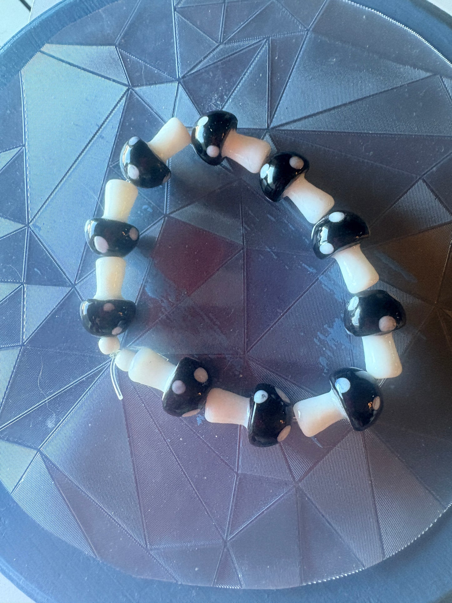 Black White Glass Mushroom Beaded Bracelet – Whimsical