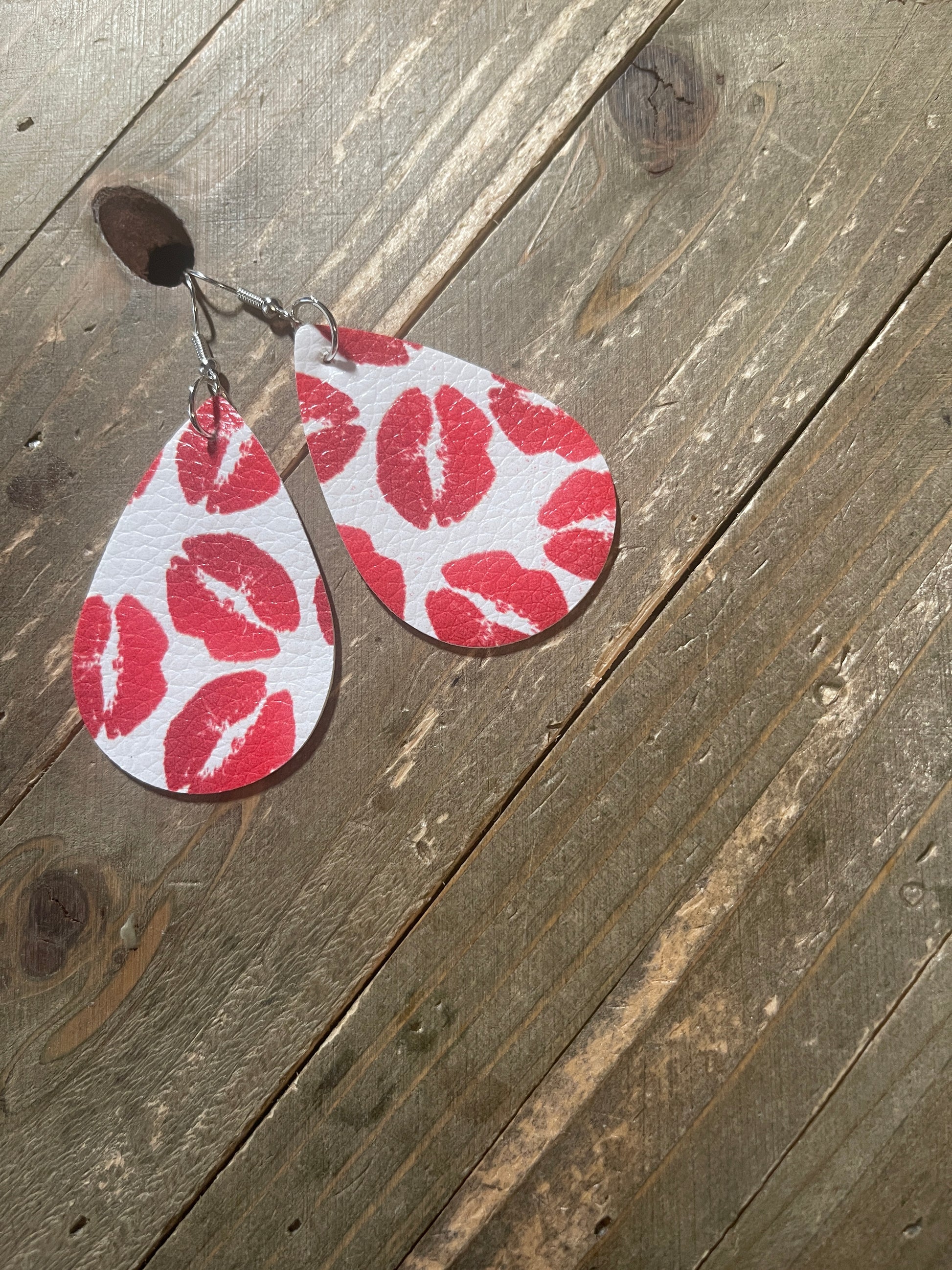 Valentine's Teardrop Assorted Wire EarringsPink tiful of LOVE