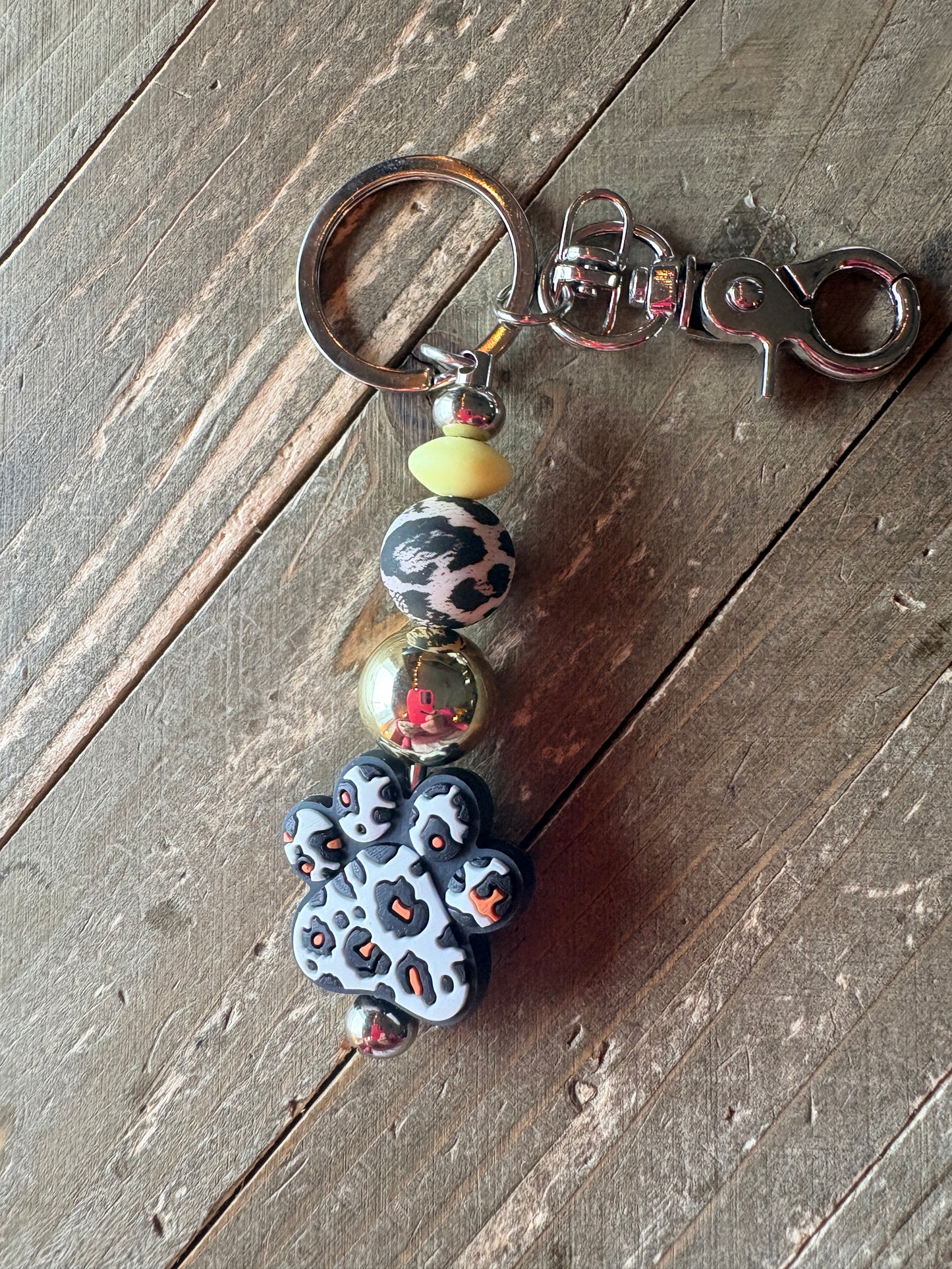 Leopard Paw Beadable Keychain – Neutral Animal Print Paw Charm with Silver Hardware
