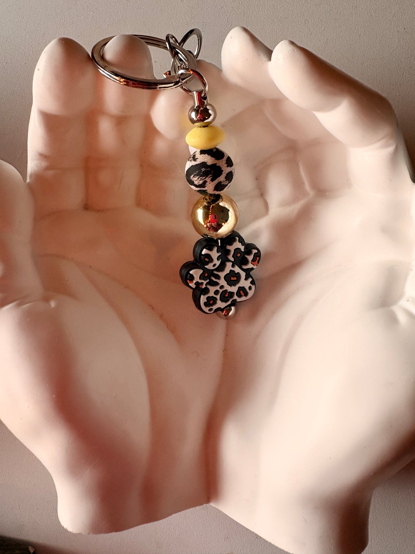 Leopard Paw Beadable Keychain – Neutral Animal Print Paw Charm with Silver Hardware
