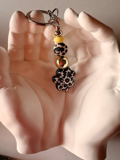 Leopard Paw Beadable Keychain – Neutral Animal Print Paw Charm with Silver Hardware
