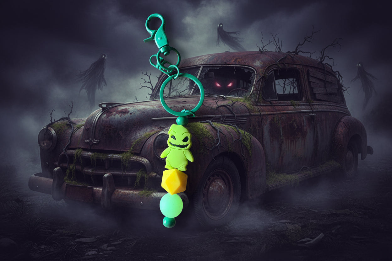 Oogie-Inspired Beadable Keychain – Green Spooky Character Charm with Silicone Bead