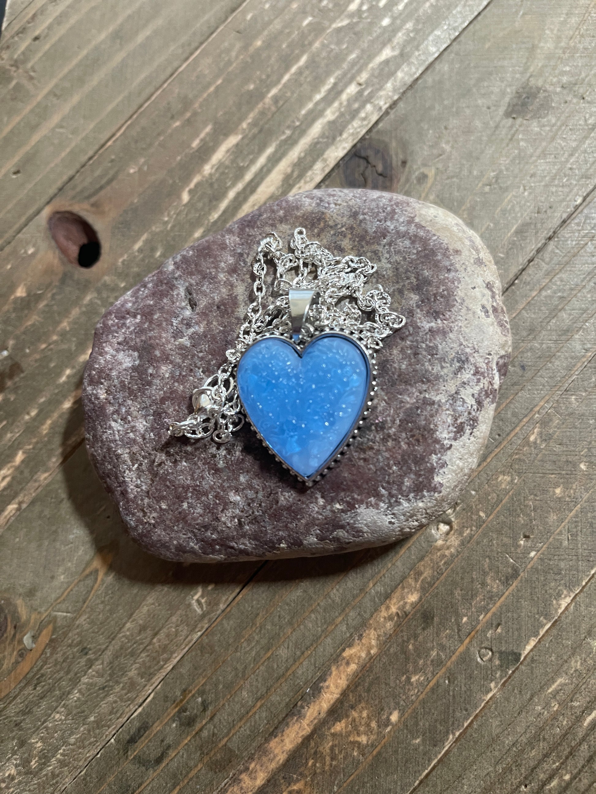 Blue Embossed Floral Heart Pendant on a Silver chain NecklacePink tiful of LOVE