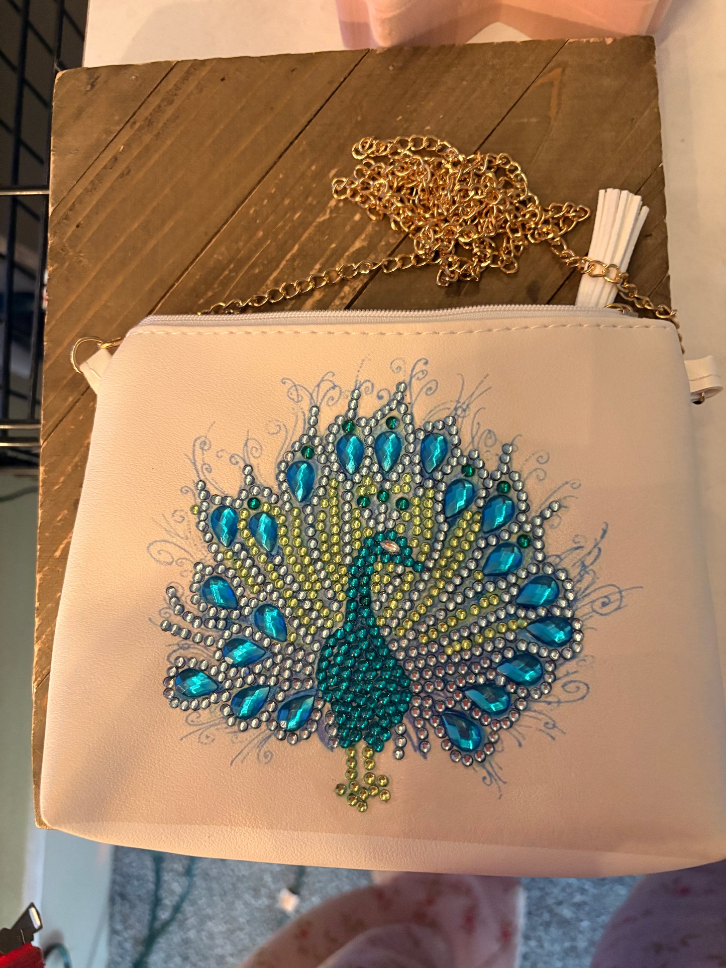 Diamond Art Peacock Purse – Rhinestone Vinyl Clutch with Gold Chain