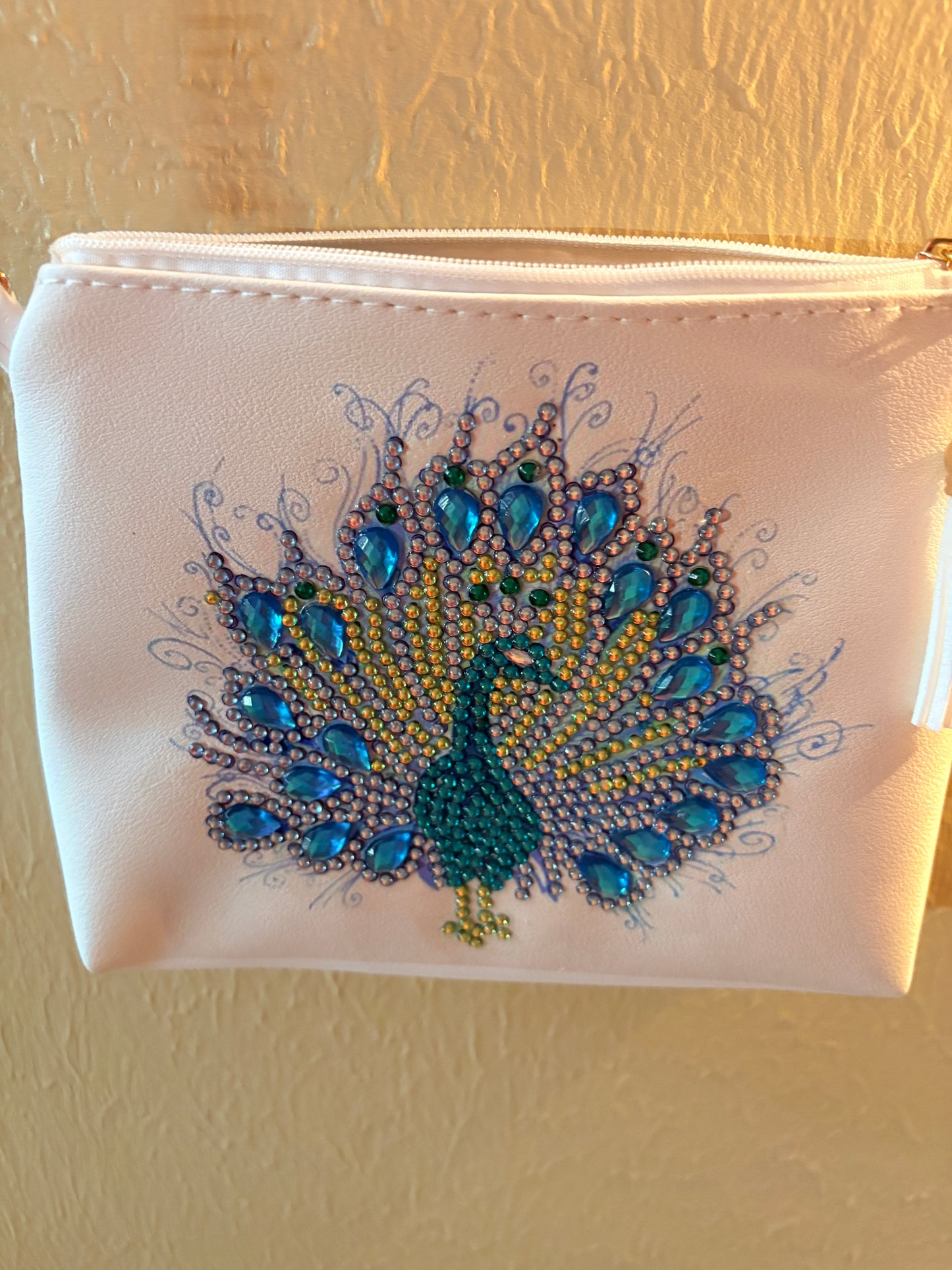 Diamond Art Peacock Purse – Rhinestone Vinyl Clutch with Gold Chain