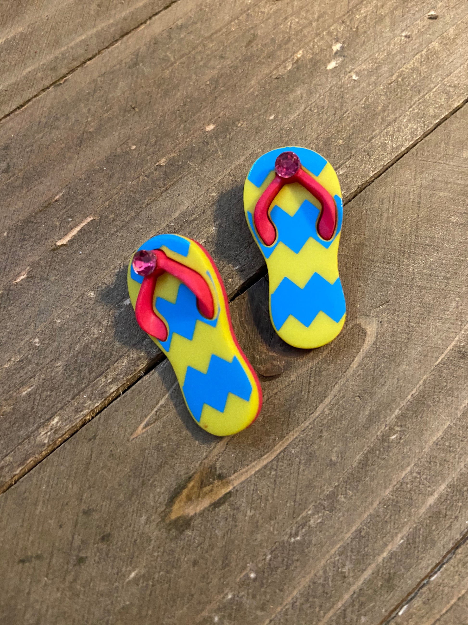 Chic Flip Flop Post EarringsPink tiful of LOVE