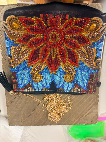 Diamond Art Floral Purse – Rhinestone Vinyl Zipper Clutch with Gold Chain