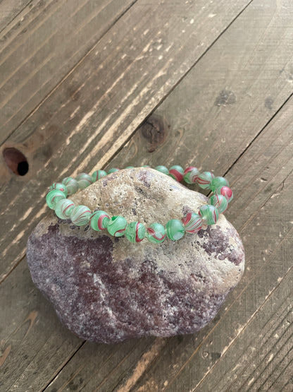 Green with red swirl glass Beaded  Elastic/Stretch BraceletPink tiful of LOVE