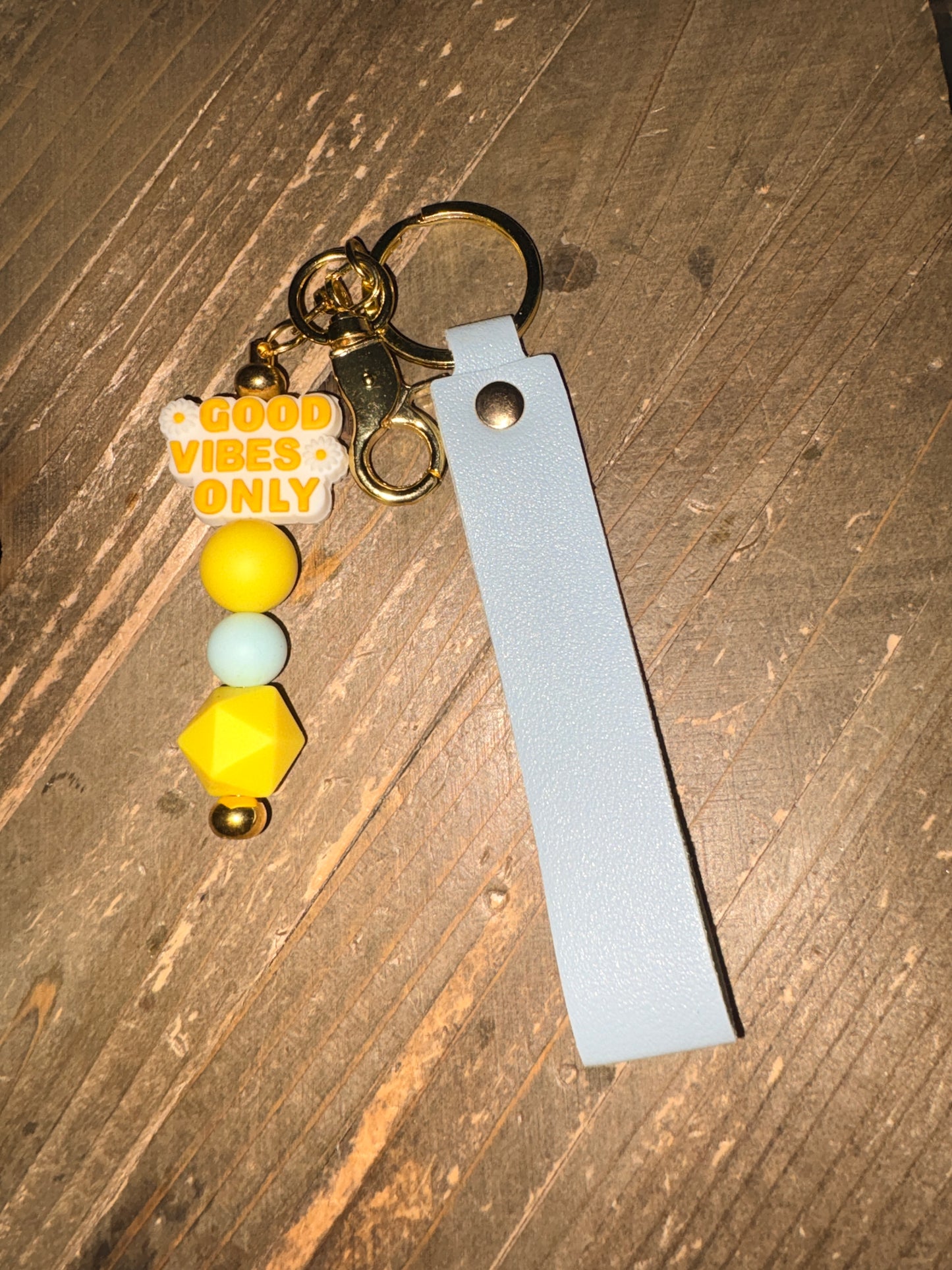 Good Vibes Only Beaded Keychain – Silicone Bead Wristlet Charm with Gold Hardware