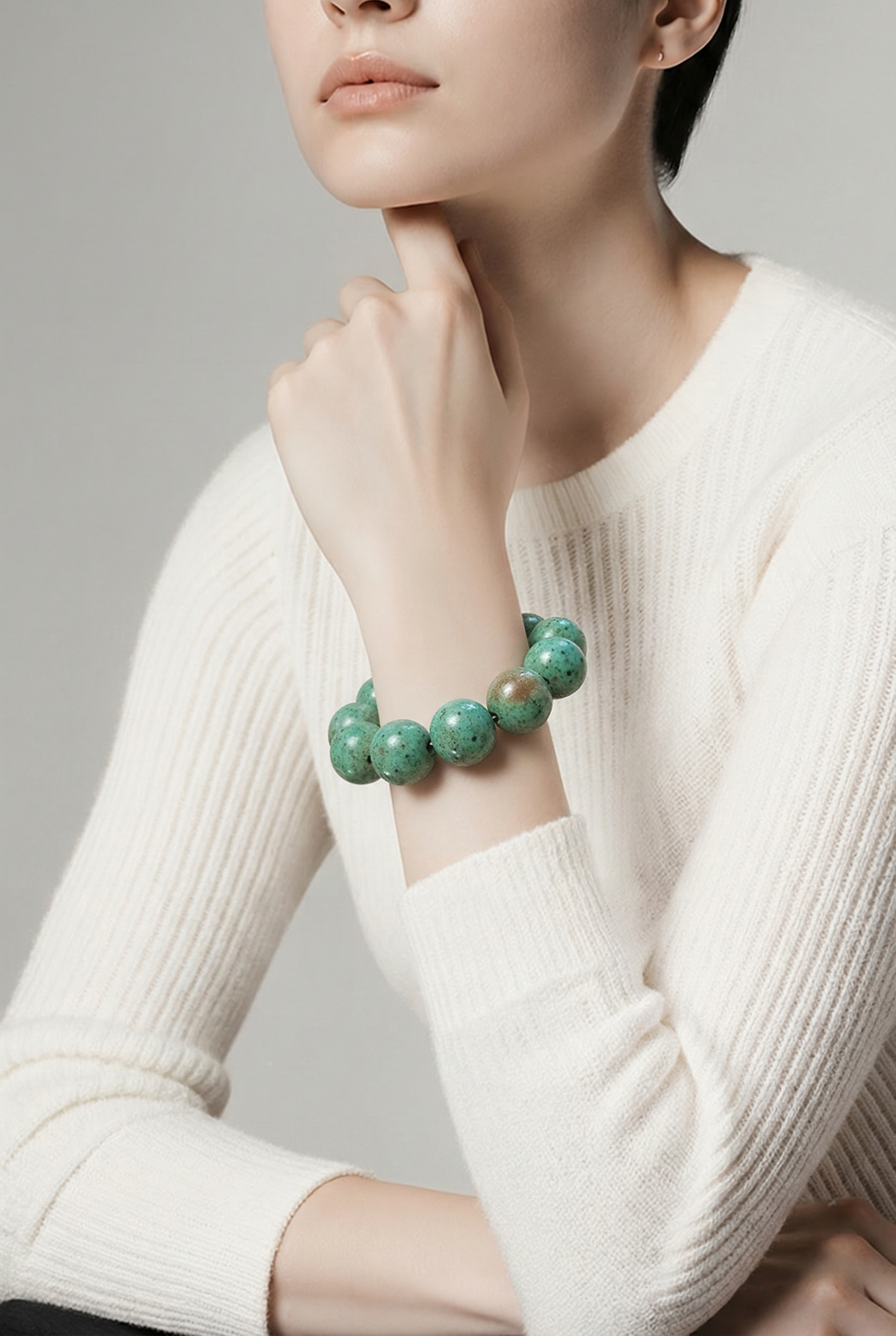 Green Ceramic Beaded Bracelet – Speckled Round Bead
