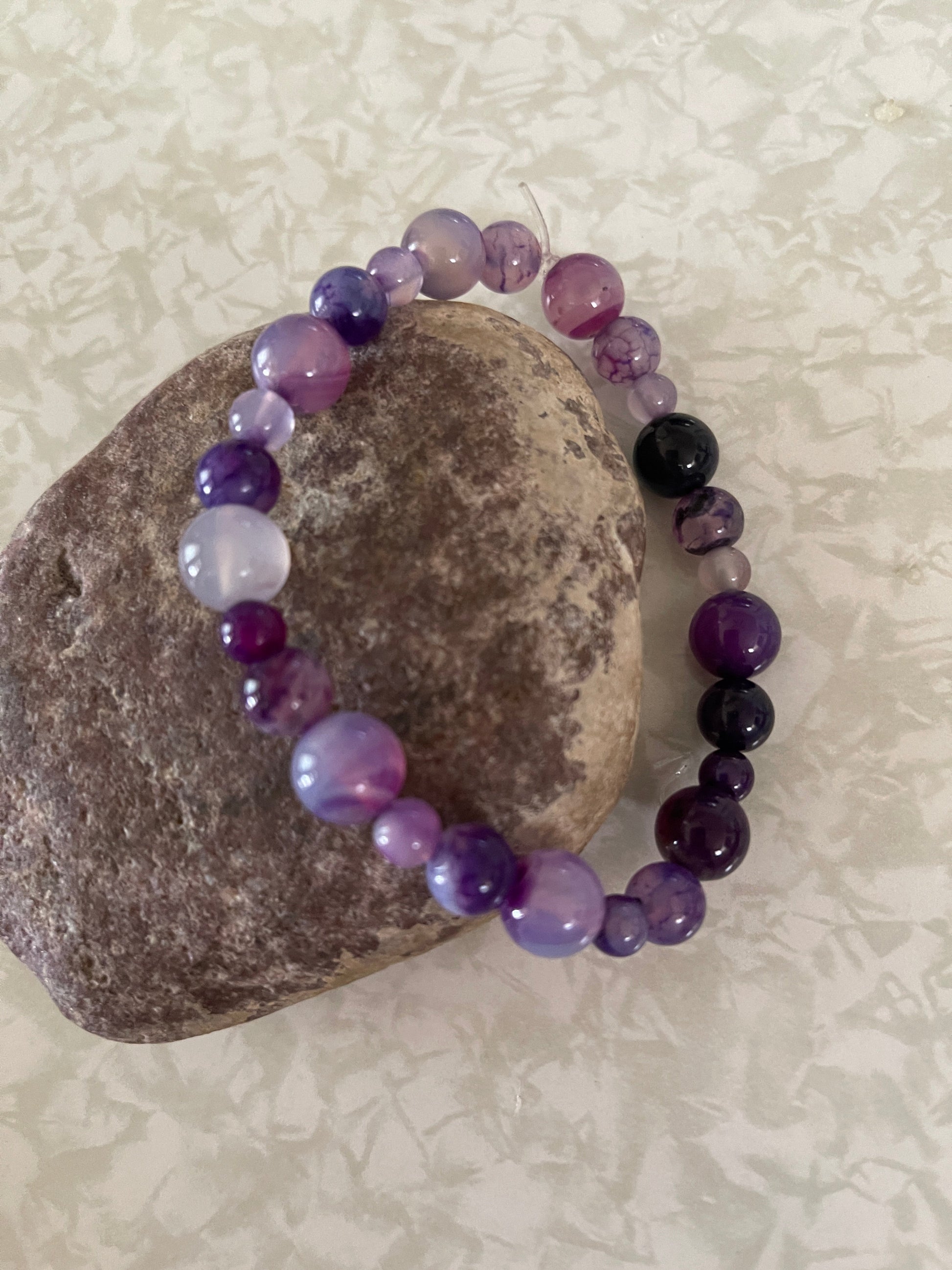 Purple Dyed Round Agate Beaded Elastic/Stretch BraceletPink tiful of LOVE