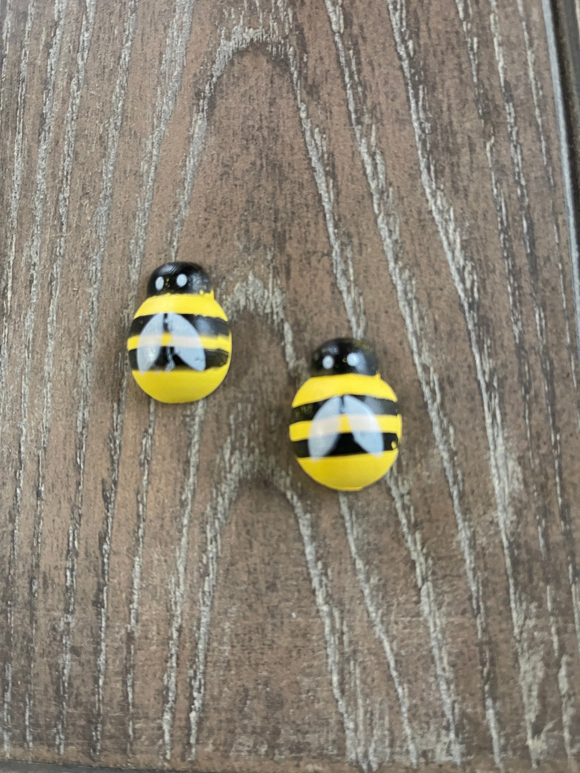 Wooden bumble bee Stud EarringsPink tiful of LOVE