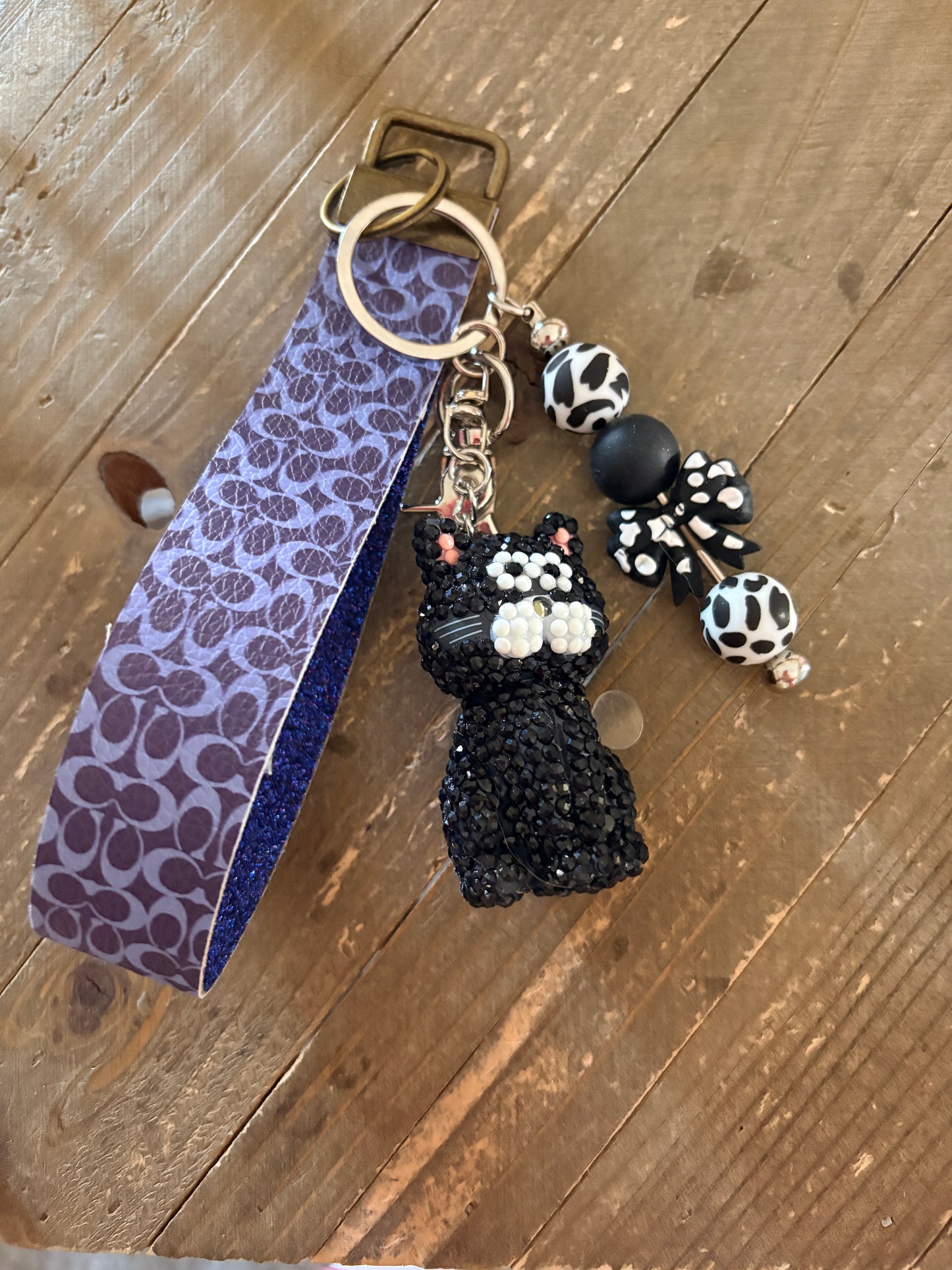 Black Cat Bling Wristlet Keychain