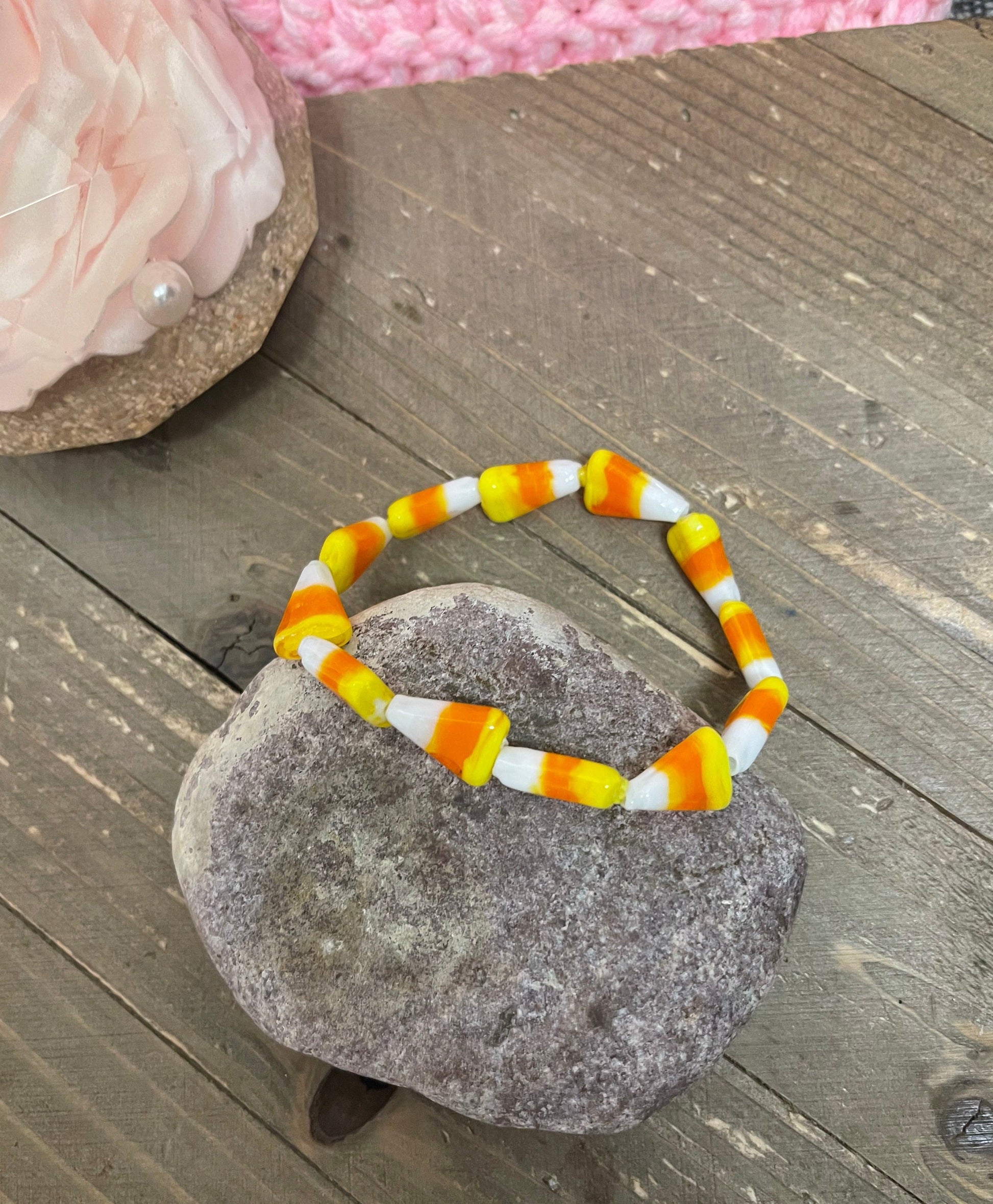 CANDY CORN beaded Stretch bracelet (BT104-candycorn-CEC)Pink tiful of LOVE