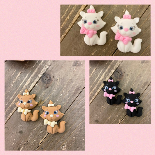 Fancy Cats Stud earrings(3 Colors to choose)Pink tiful of LOVE
