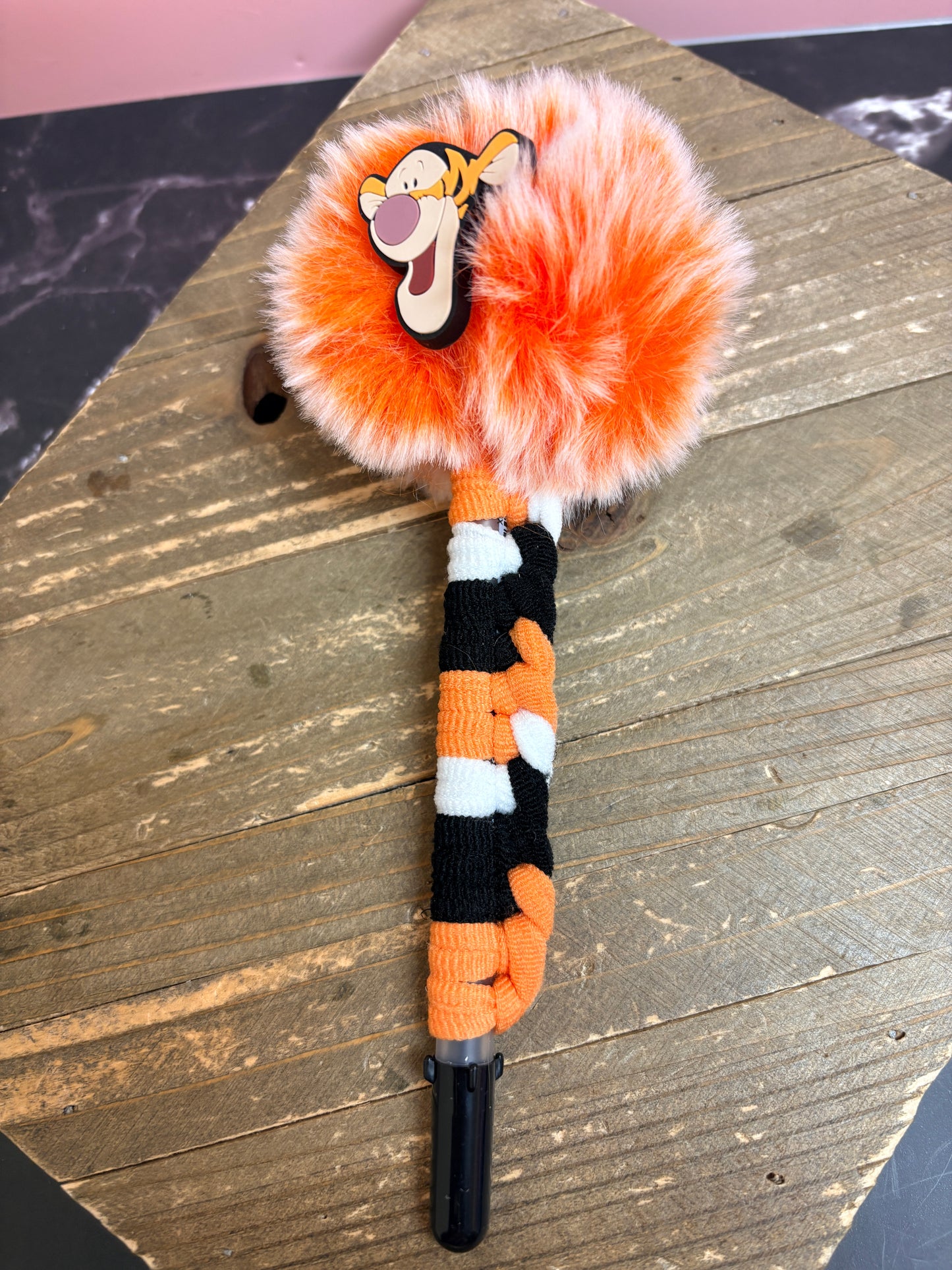 Tiger Pom Pom Pen