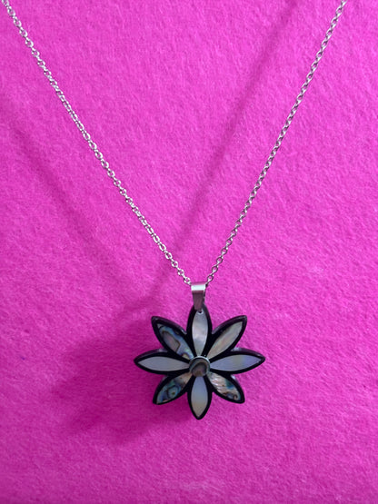 Floral Shell Inlay Pendant Necklace