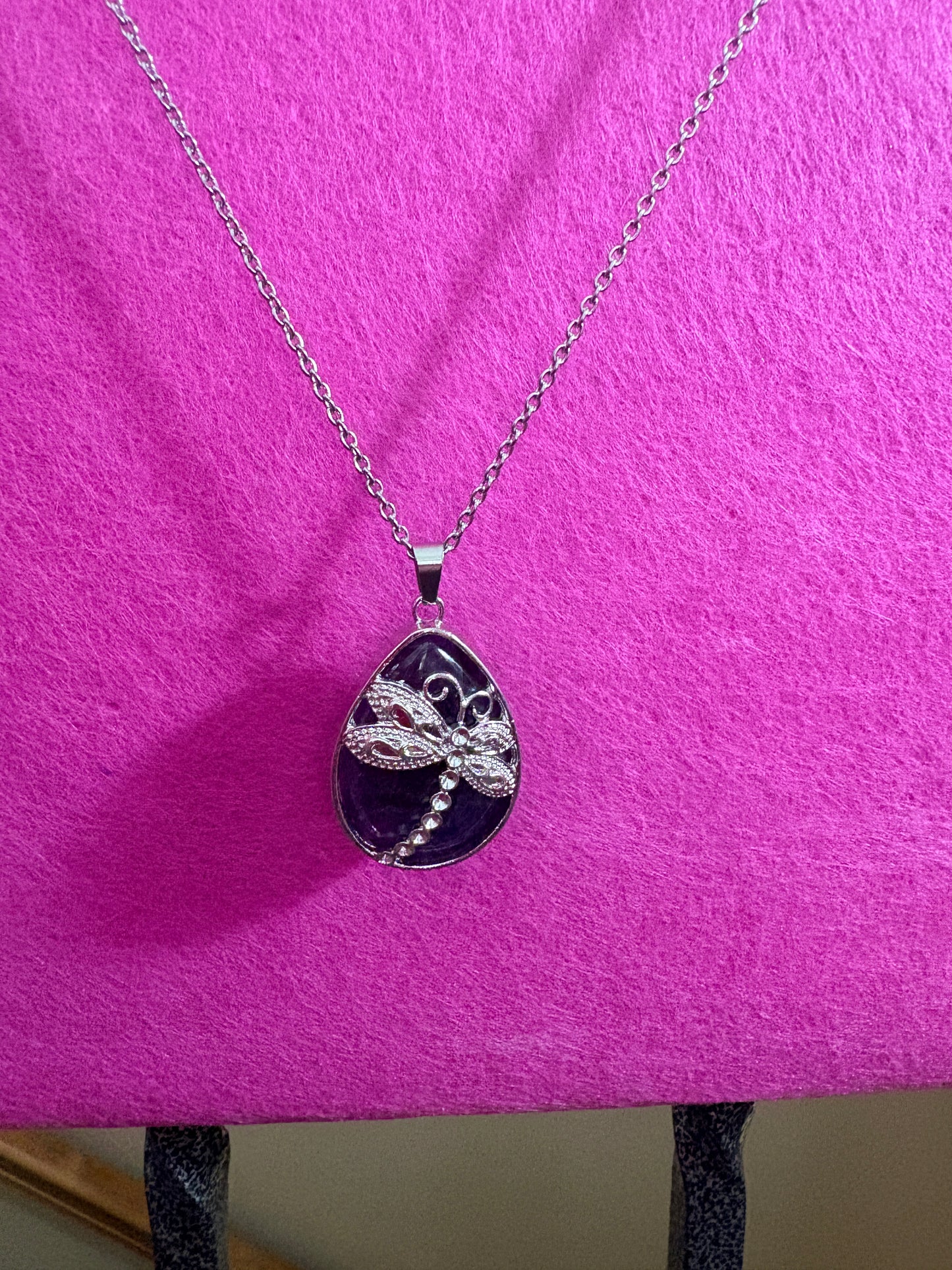 Purple Agate Dragonfly Teardrop Pendant Necklace