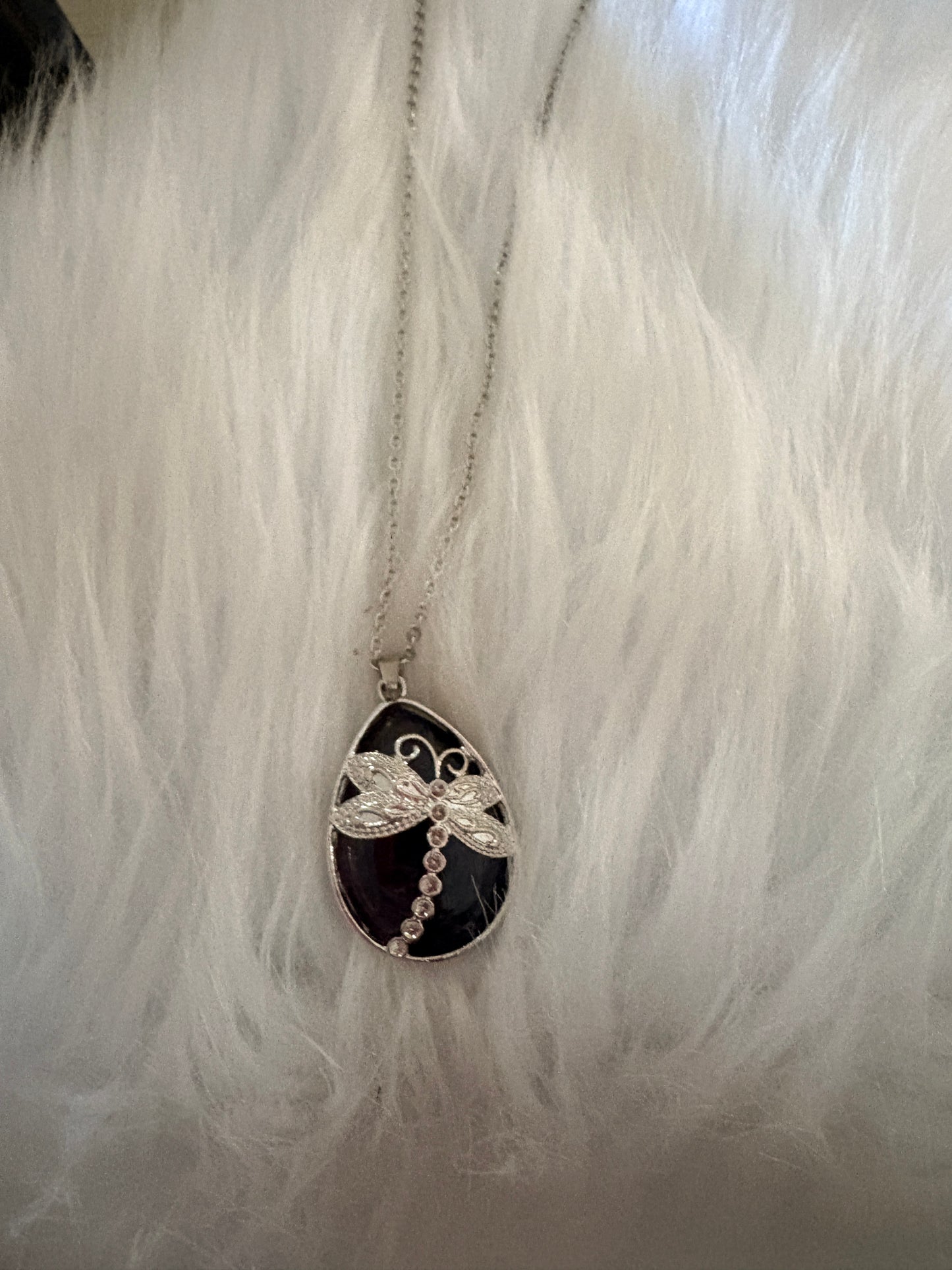 Blue Agate Dragonfly Teardrop Pendant Necklace