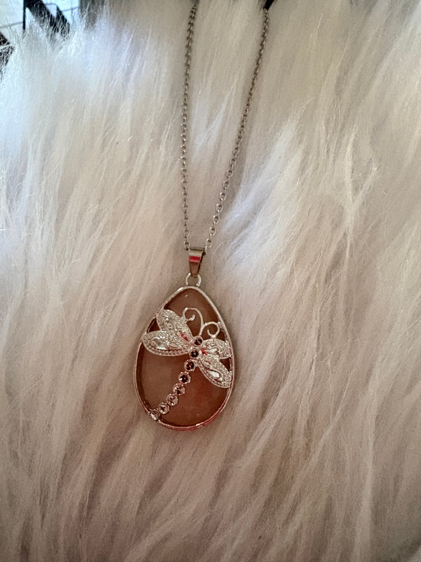 Pink Agate Dragonfly Teardrop Pendant Necklace