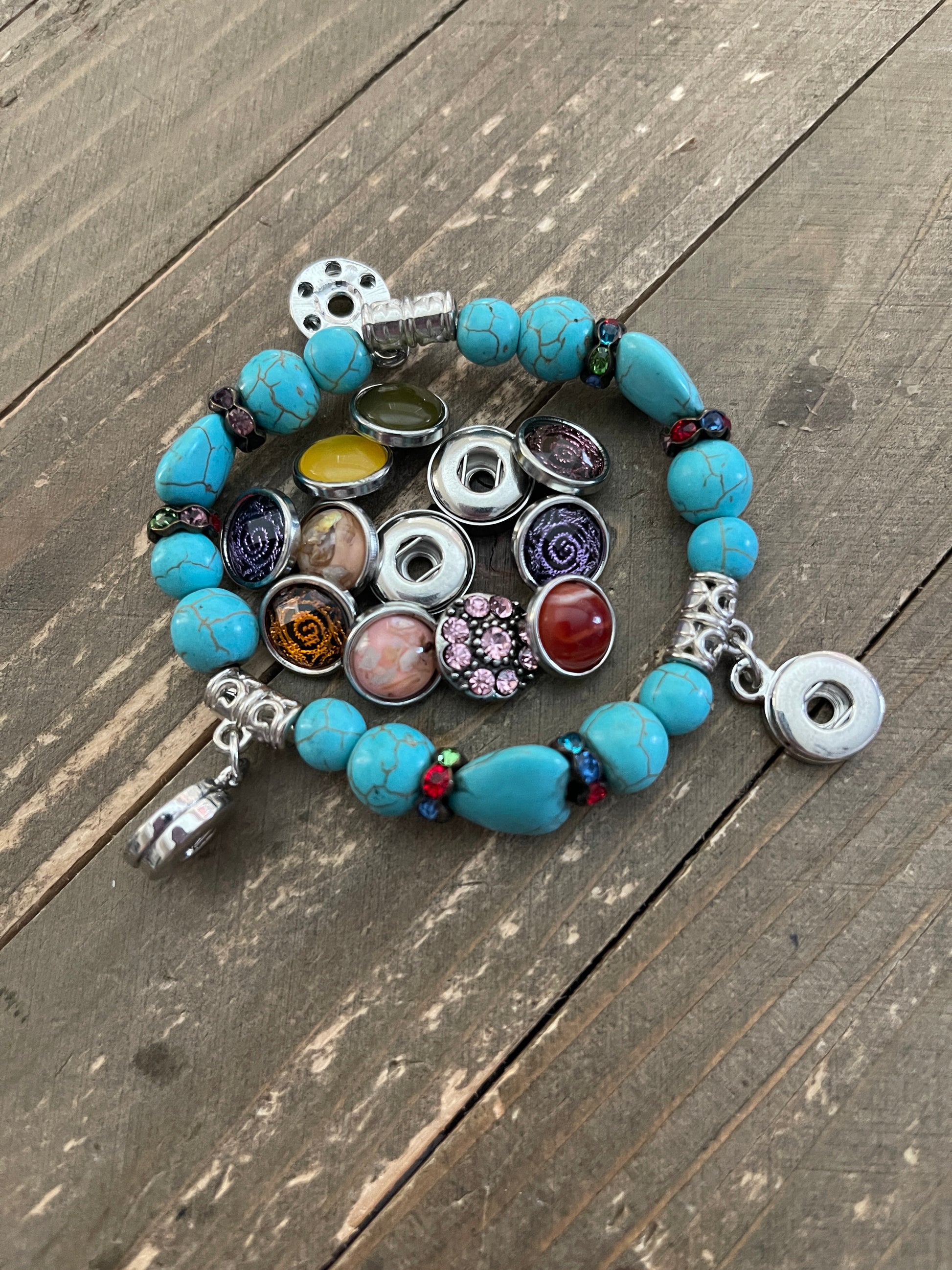 Jewelry LOT-mini snap lot includes mini snap bracelet, mini snap earrings and 10 mini snapsPink tiful of LOVE
